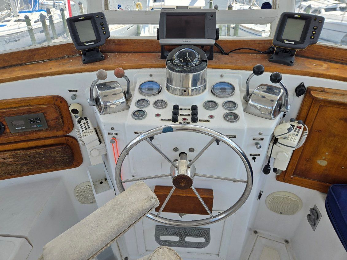 1979 Gulfstar Motor Cruiser - 67