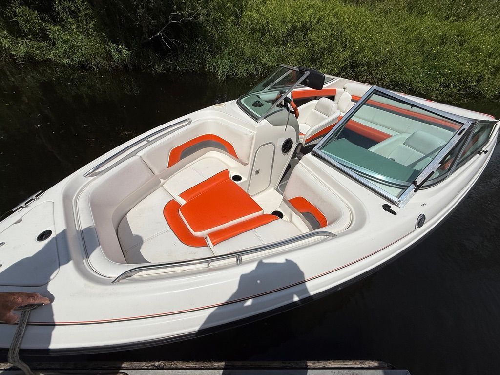 1998 Chaparral 2130 SS - 47