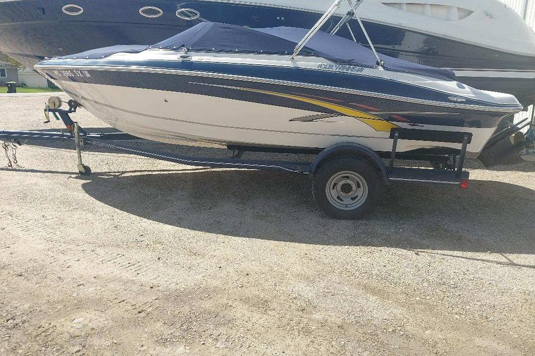 2007 Four Winns 200 Horizon