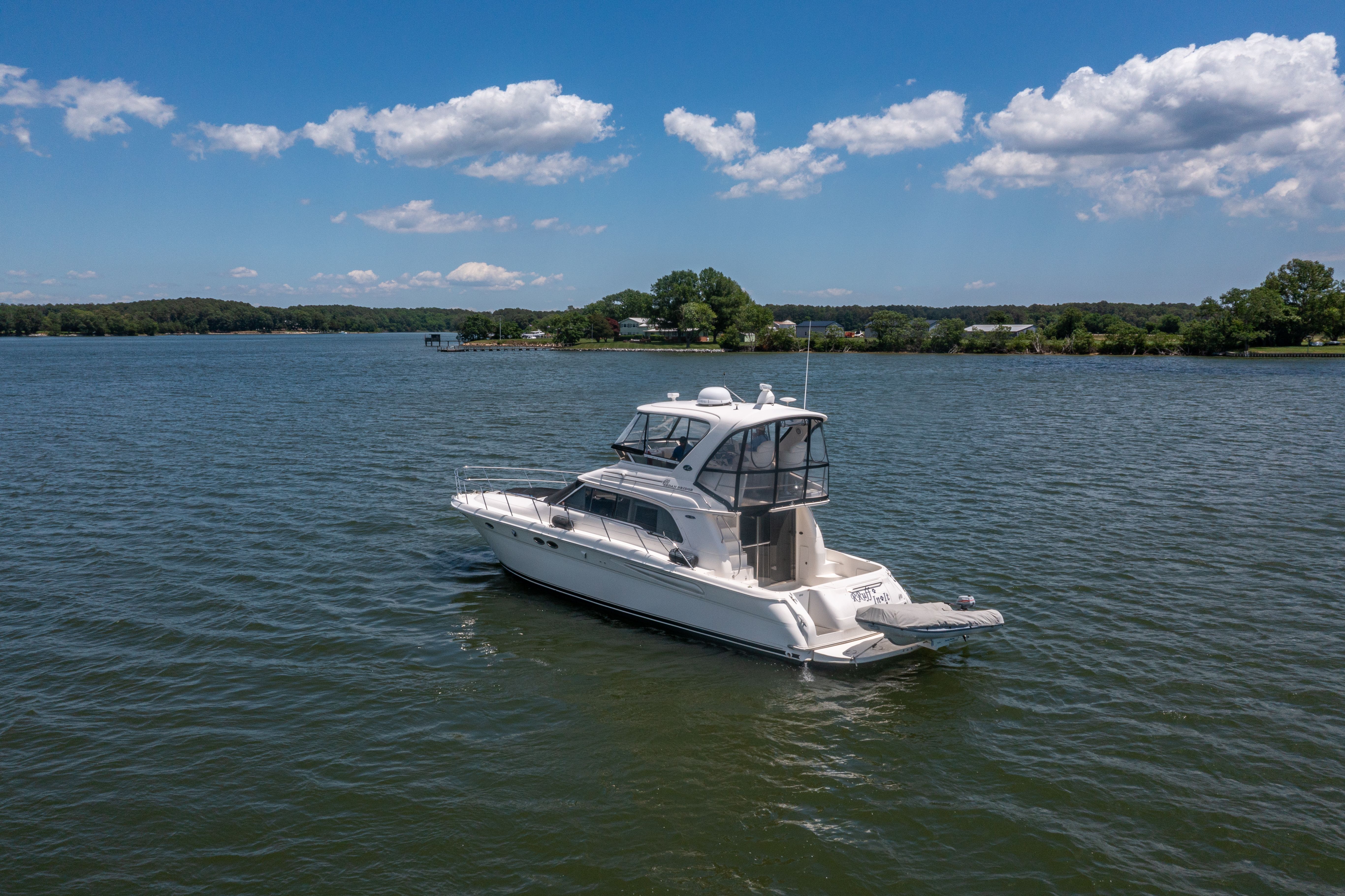 2004 Sea Ray 480 Sedan Bridge