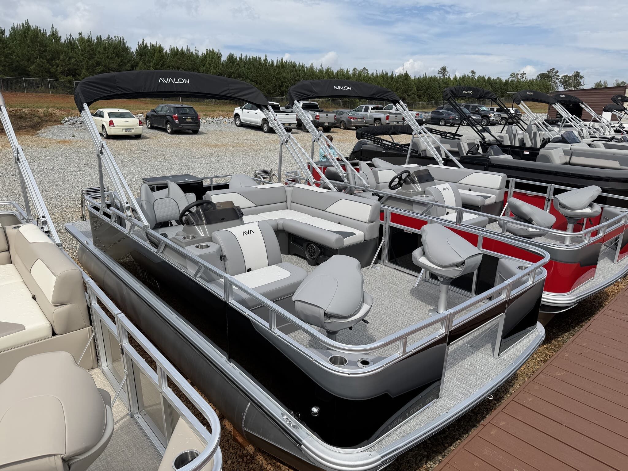 2026 Avalon Venture 19 QUAD FISH-90HP