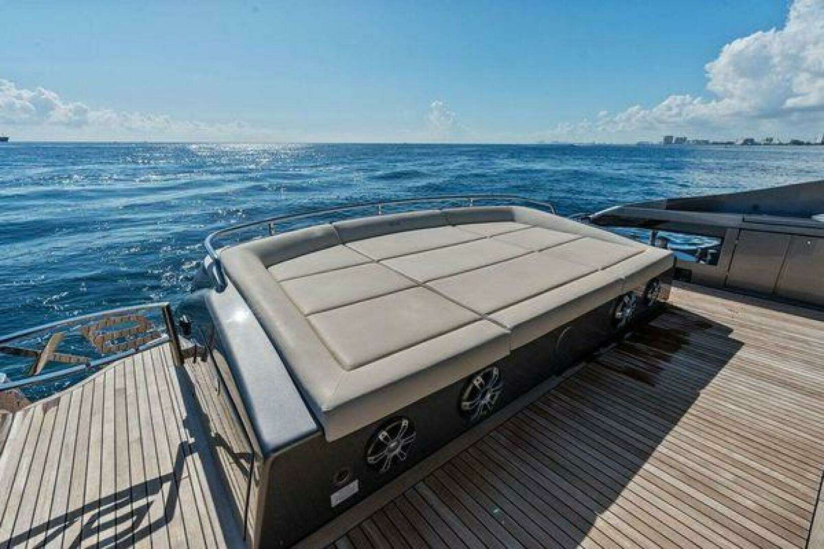 2019 Pershing — - Image 34