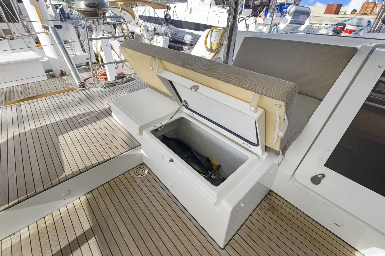 2022 Lagoon 52F - Image 24