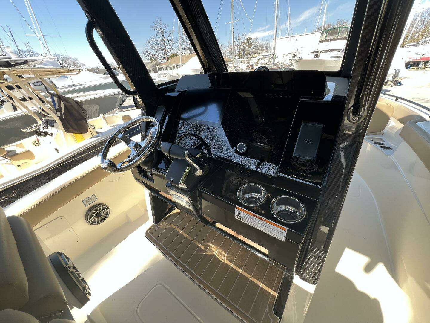 2025 Scout 260 LXF - Image 14