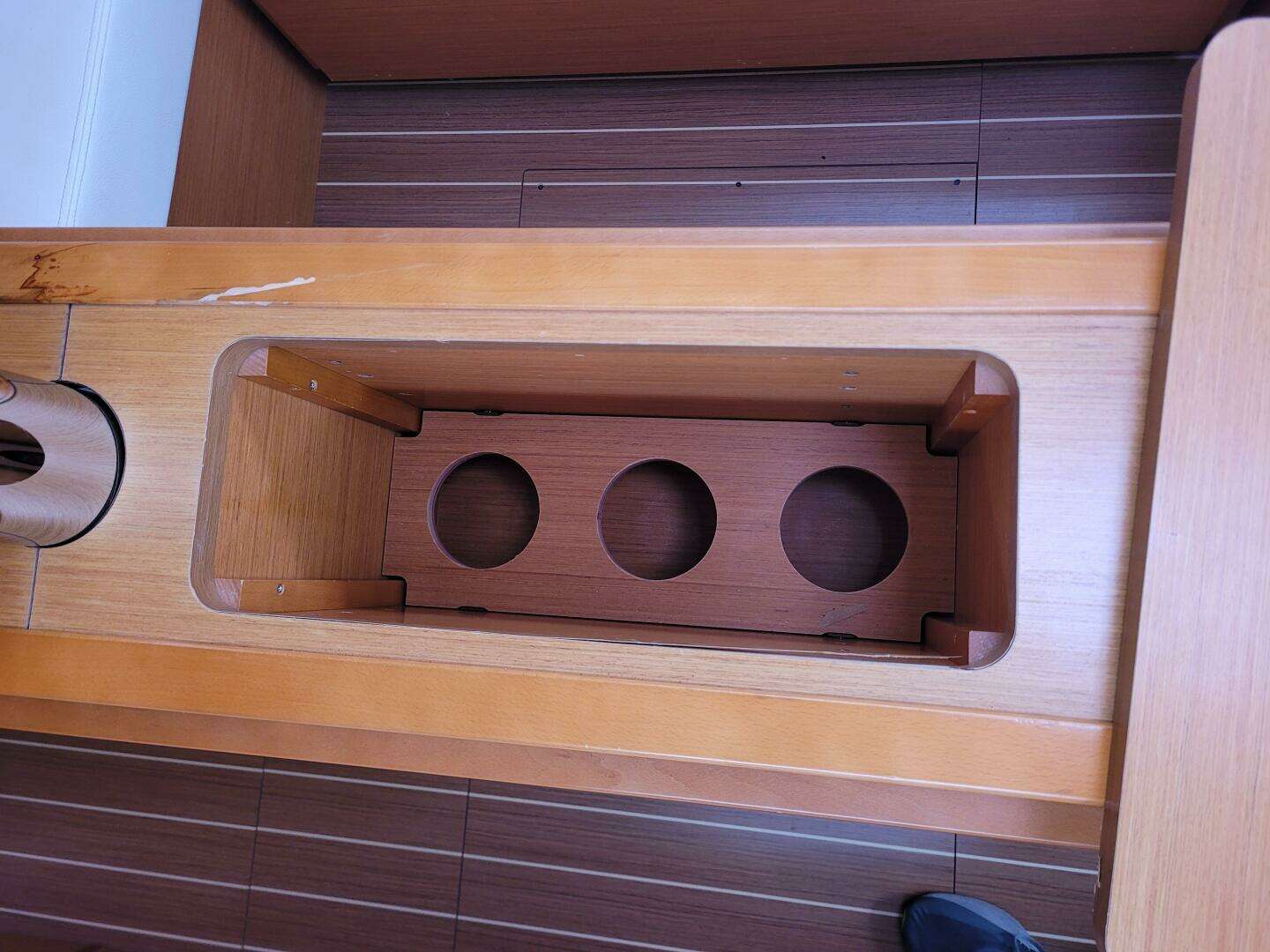 2014 Jeanneau 379 - Image 64
