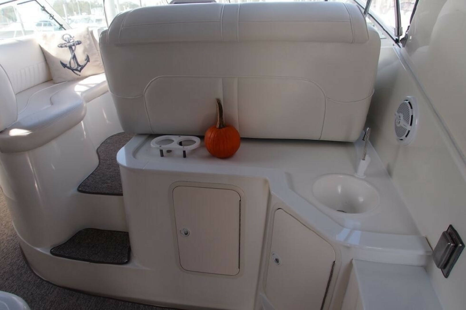 2002 Cruisers Yachts 3572 - Image 7