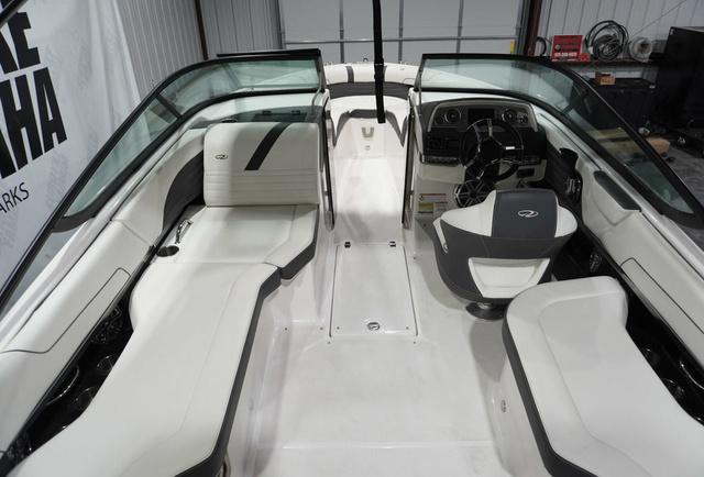 2016 Regal 2300 RX Surf - 6