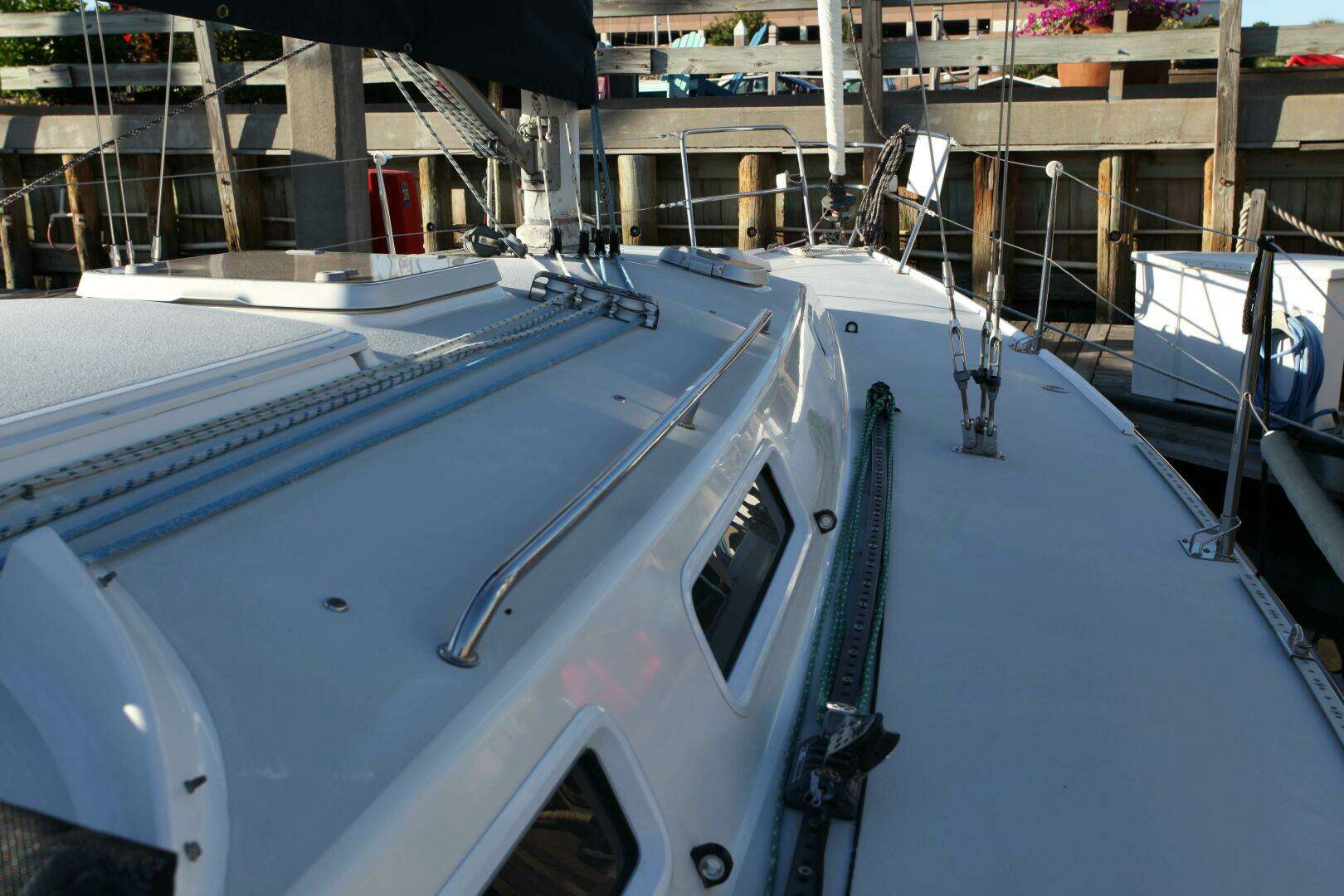 1996 J Boats 120 - Image 32
