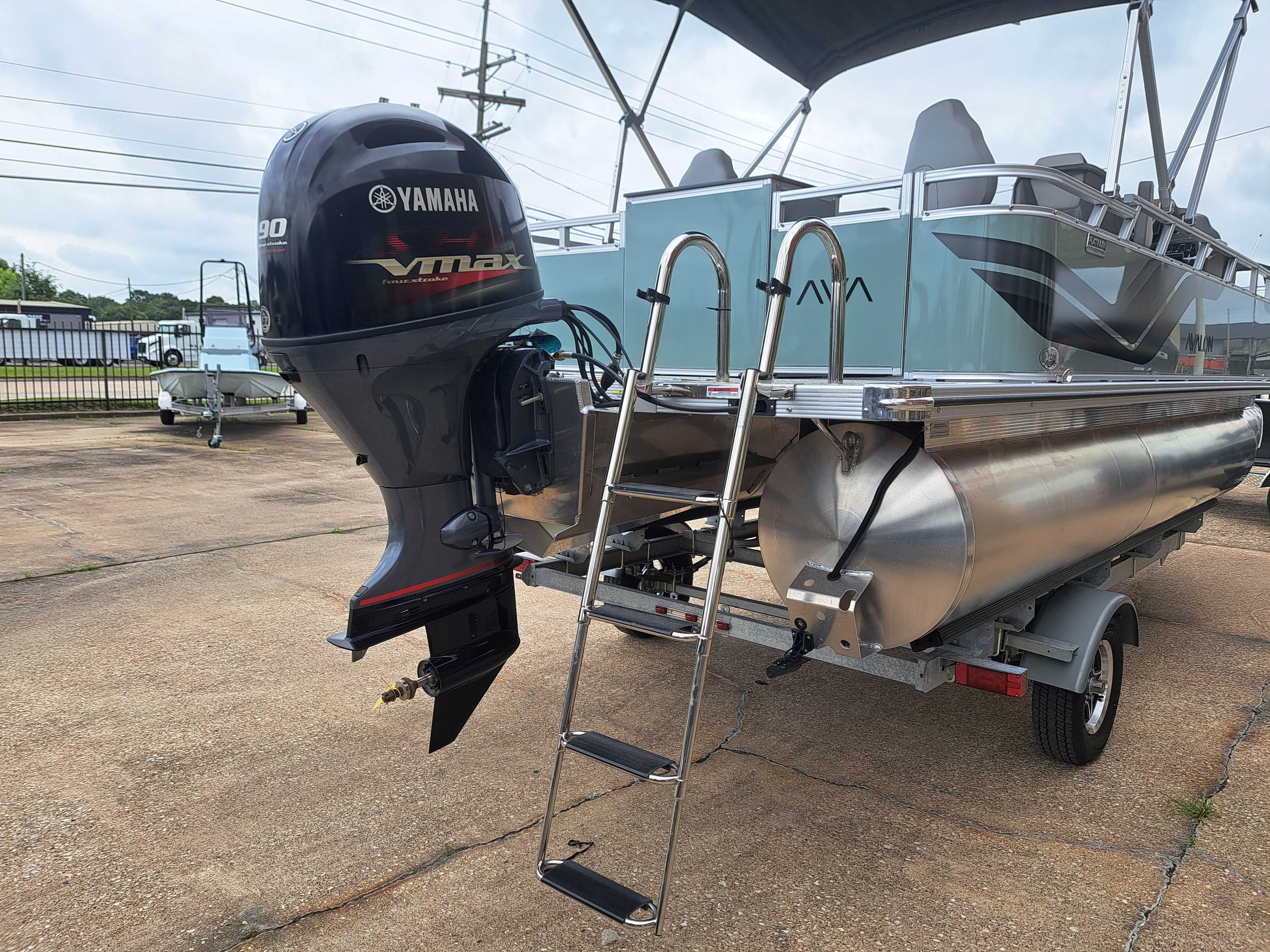 2026 Avalon Venture Quad Fish - 19' - 7