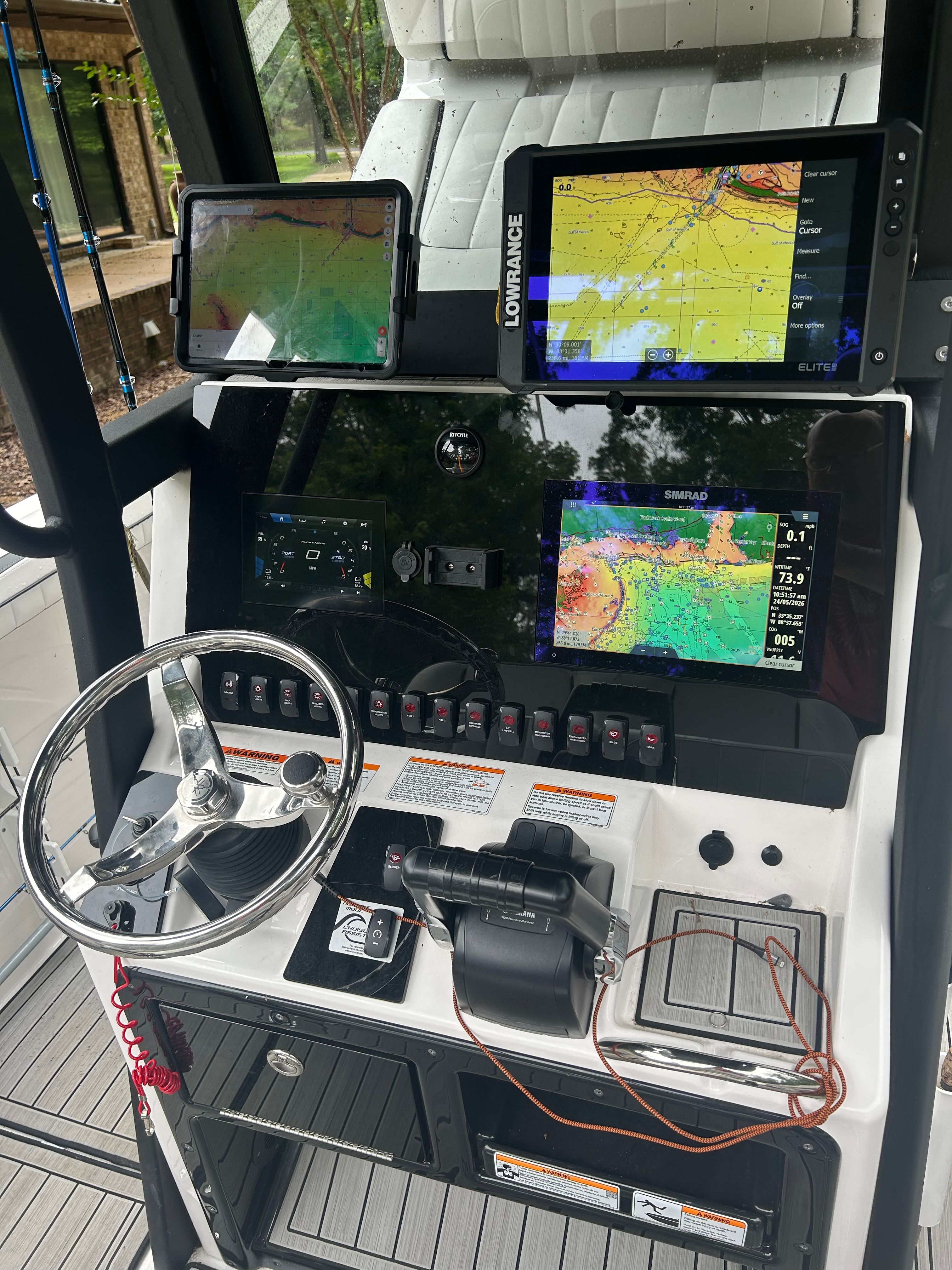 2023 Yamaha Boats 252 FSH Sport - 2
