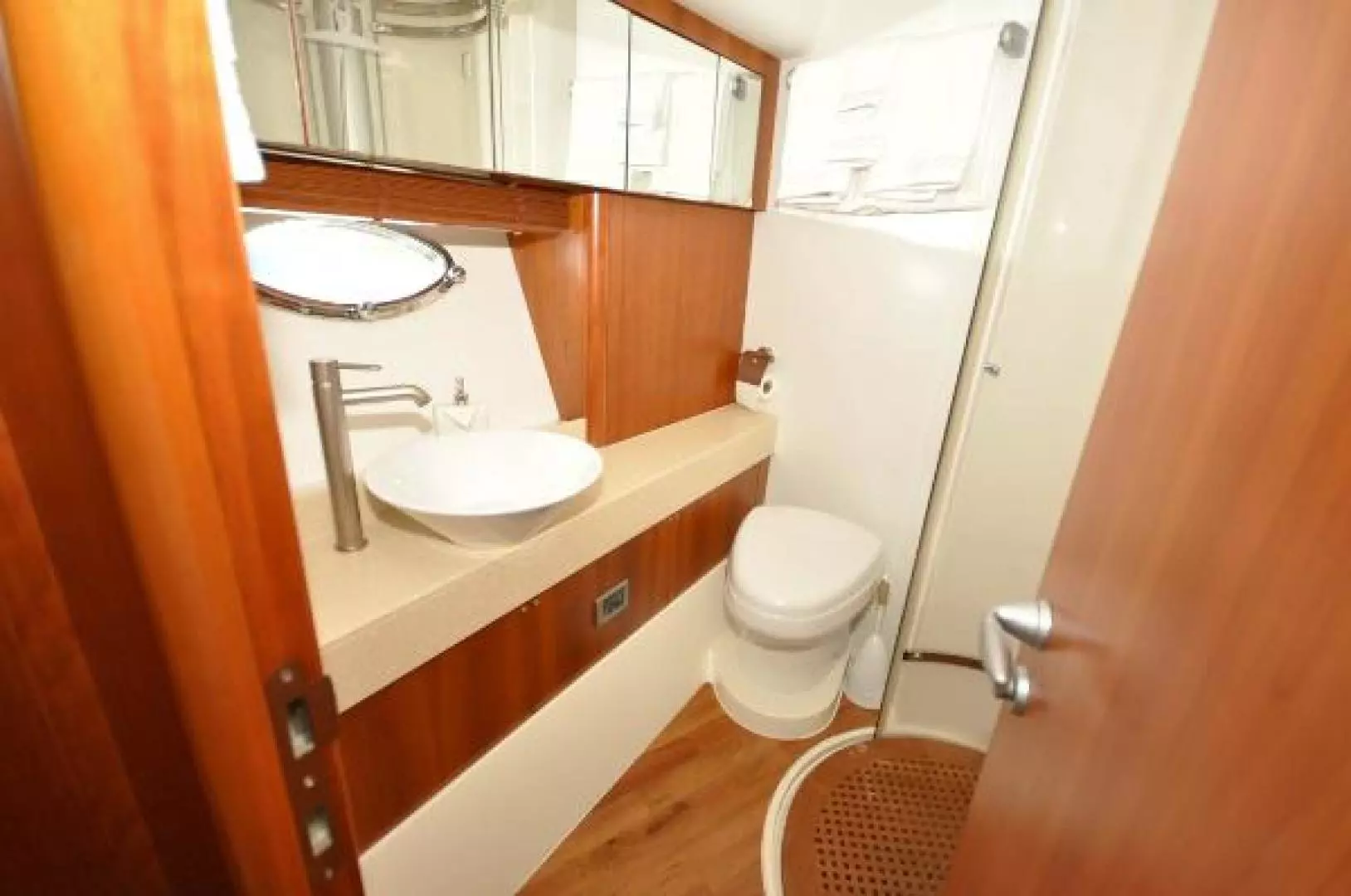 2006 Sunseeker Predator - Image 24