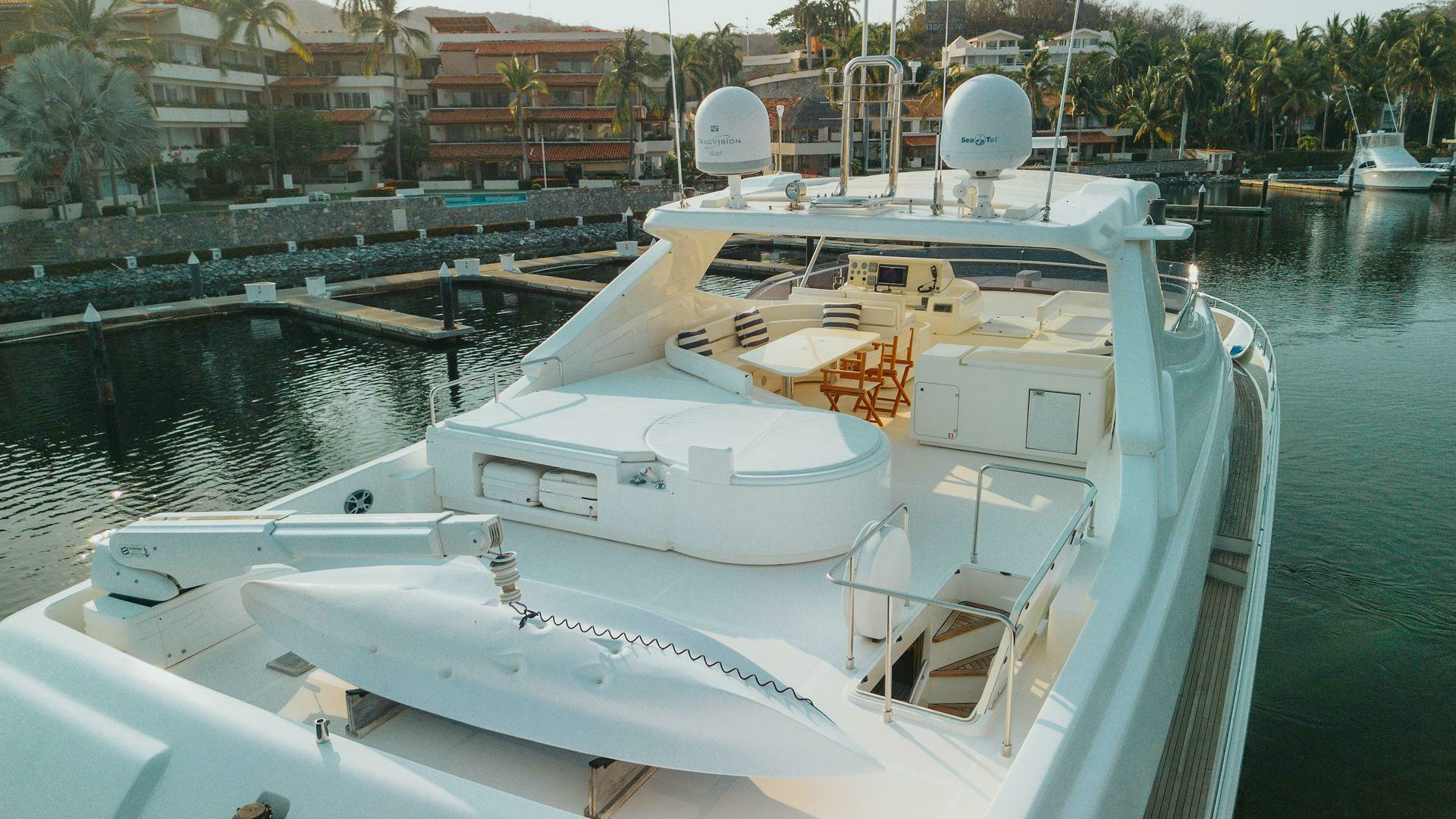 2007 Ferretti Yachts 881 - Image 5
