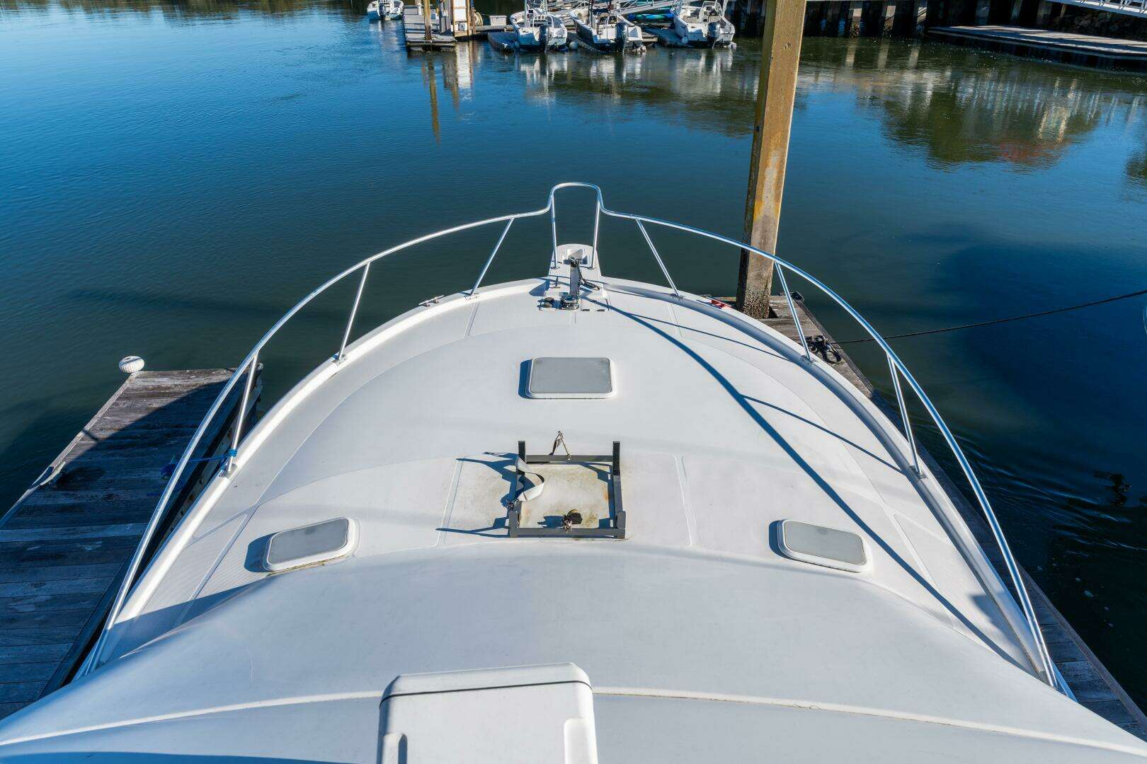 2004 Luhrs Convertible - Image 21