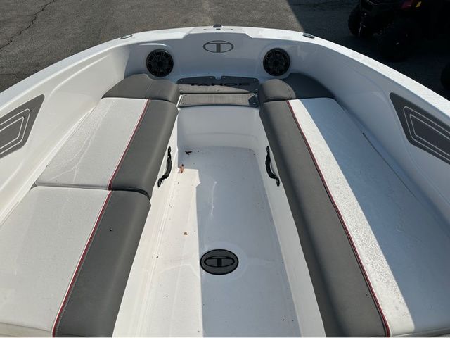 2024 Tahoe TAHOE 21 W/150 HP - 16