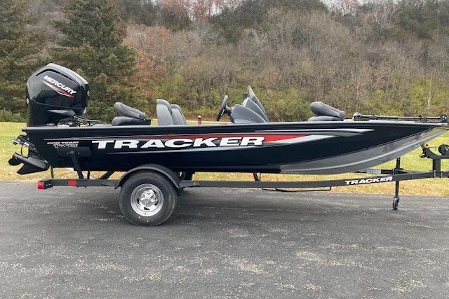 2026 Tracker Pro Team 175