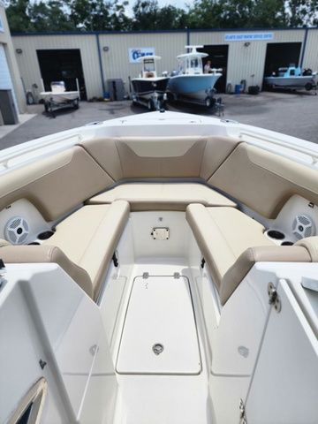 2017 Sailfish 275 DC - 34