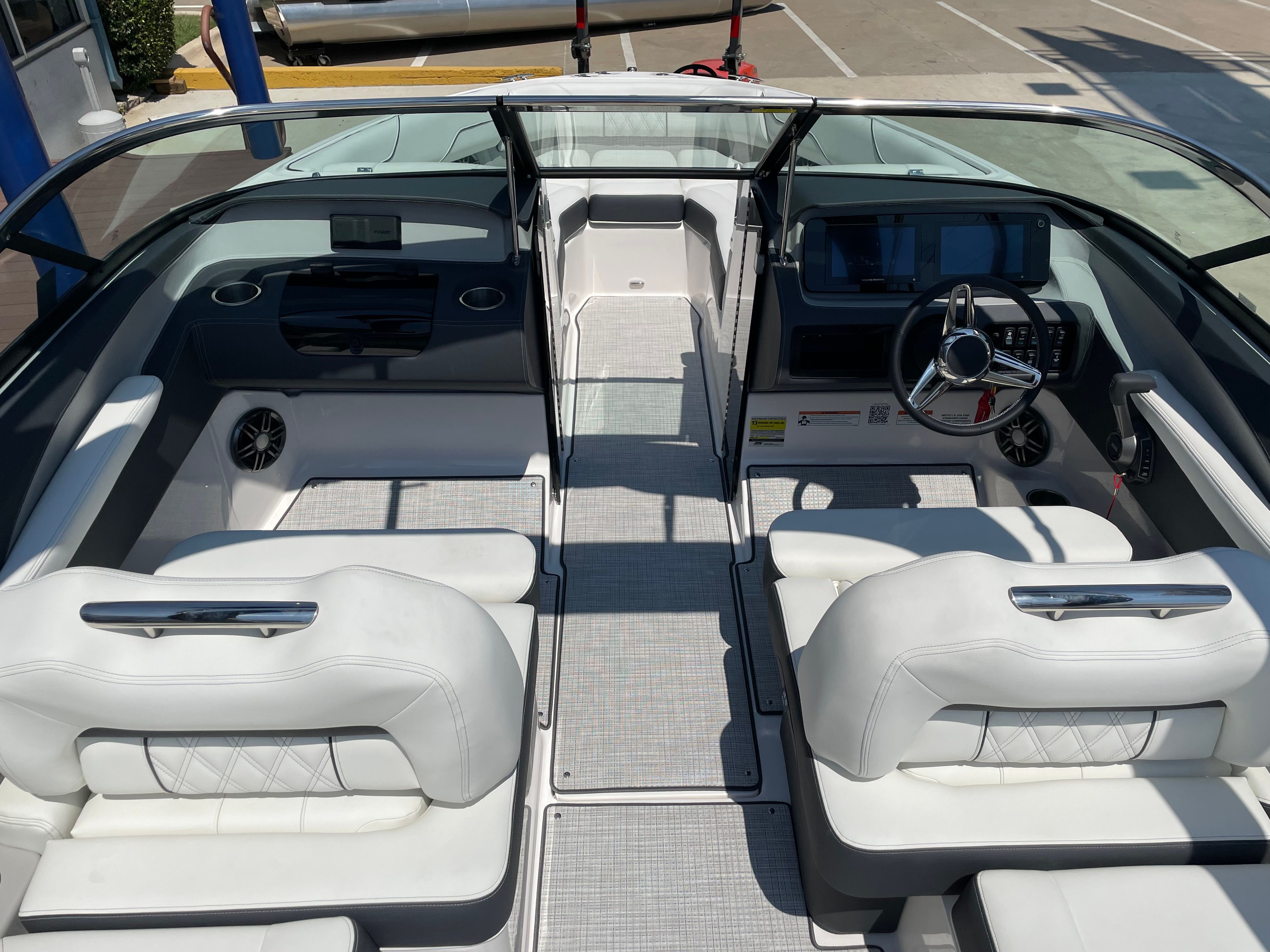 2026 REGAL LS4 SURF - Image 17