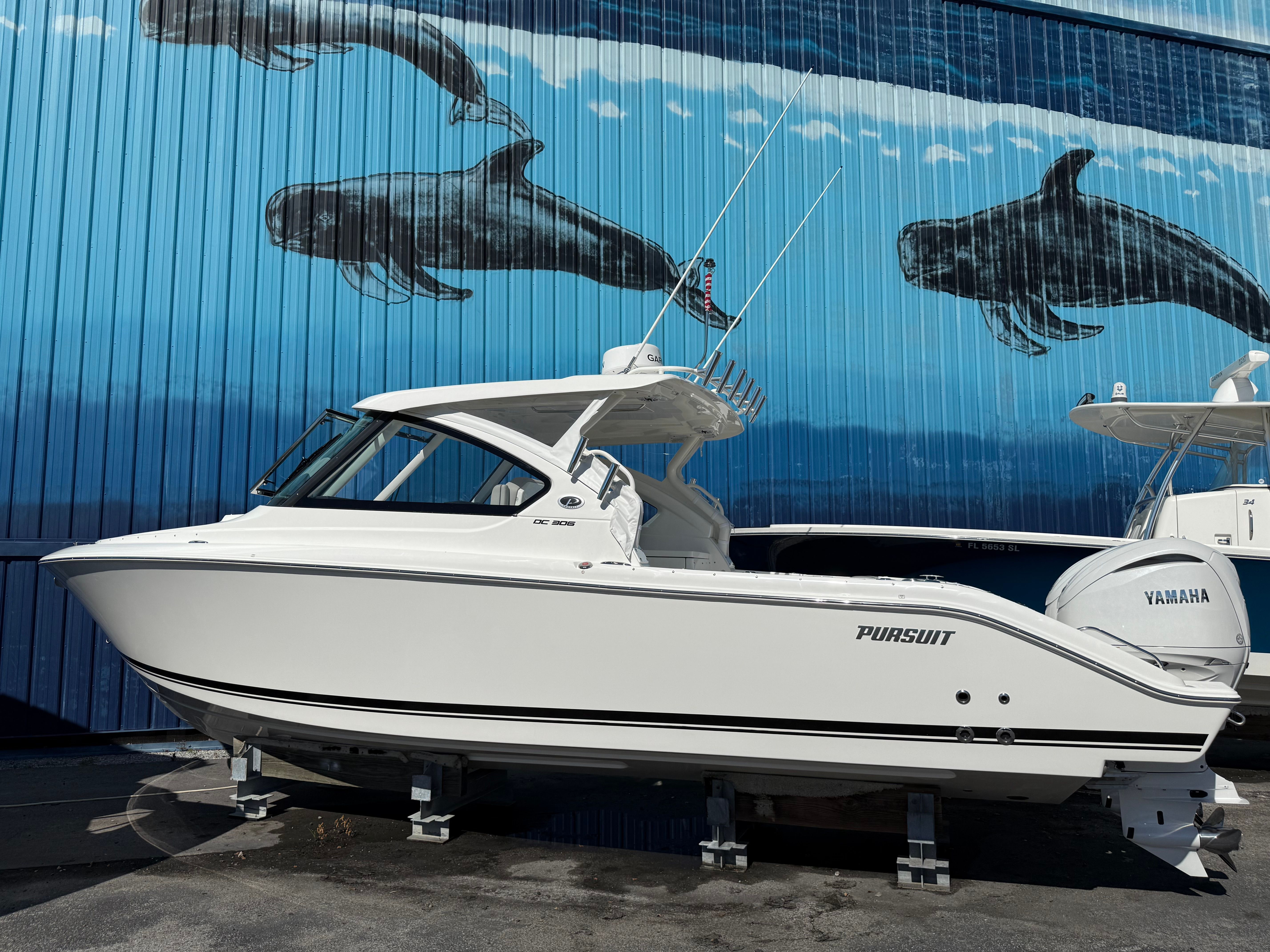 2026 Pursuit DC 306 Dual Console