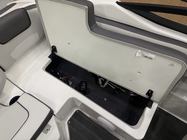 2026 Yamaha Boats SX190 - 9