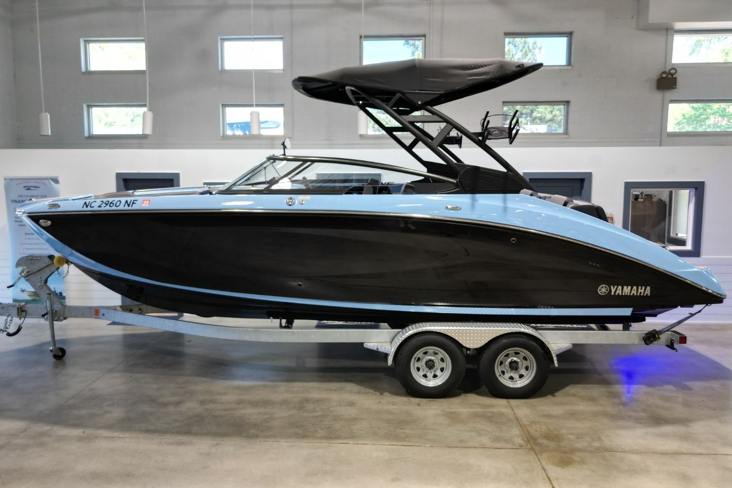 2025 Yamaha Boats 255XD