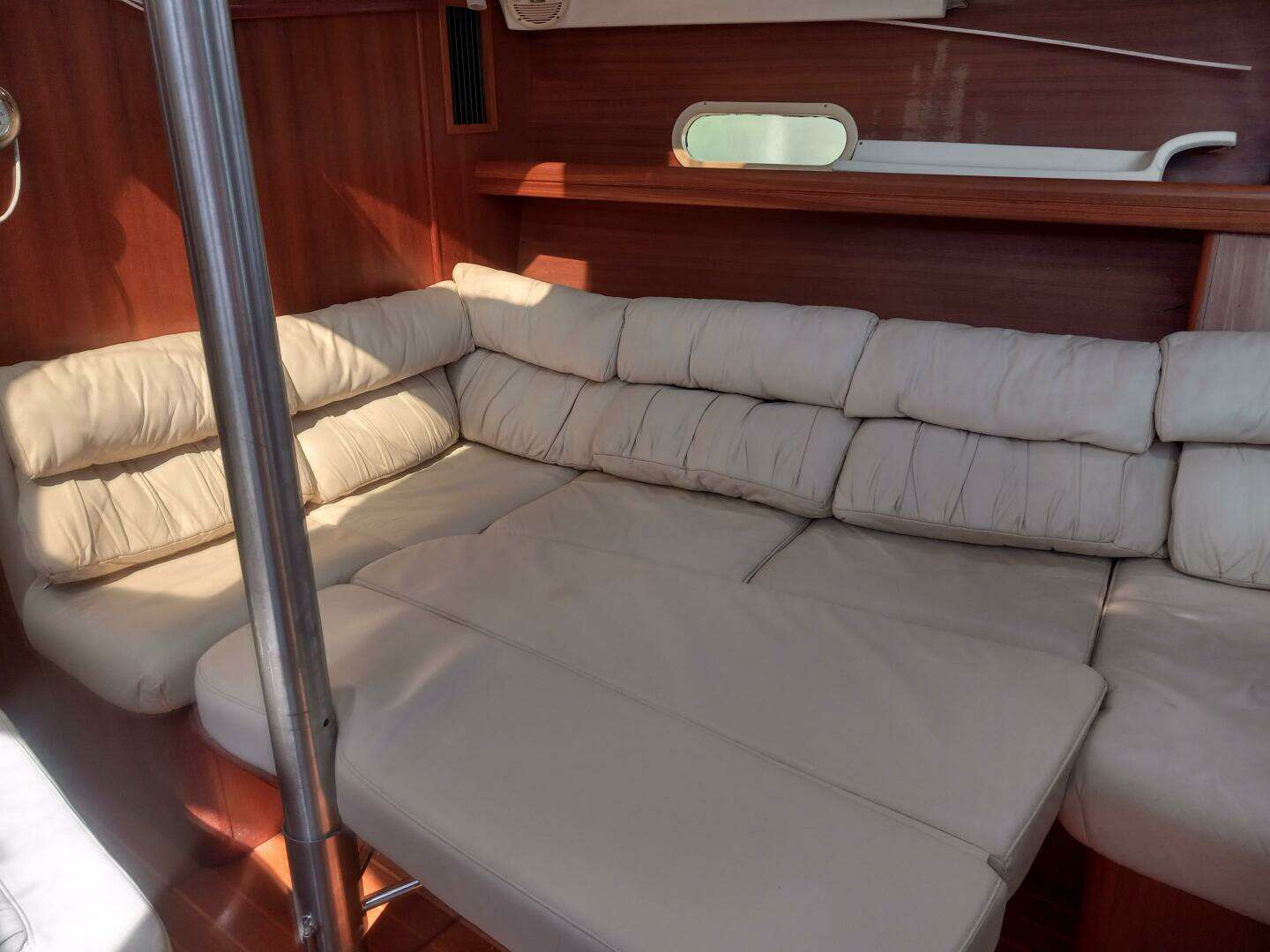 2003 Hunter 456 - Image 119