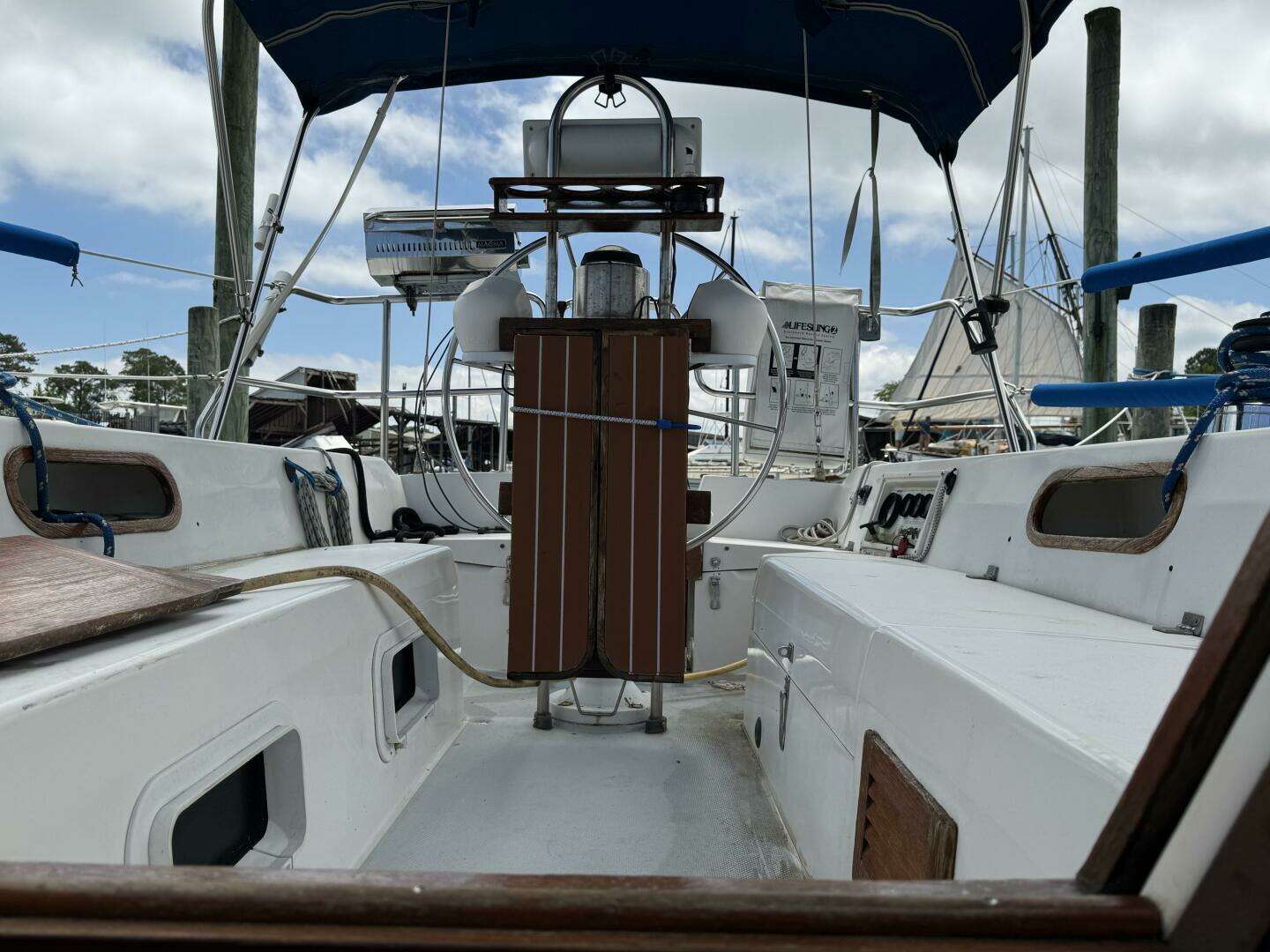 1992 Catalina — - Image 26
