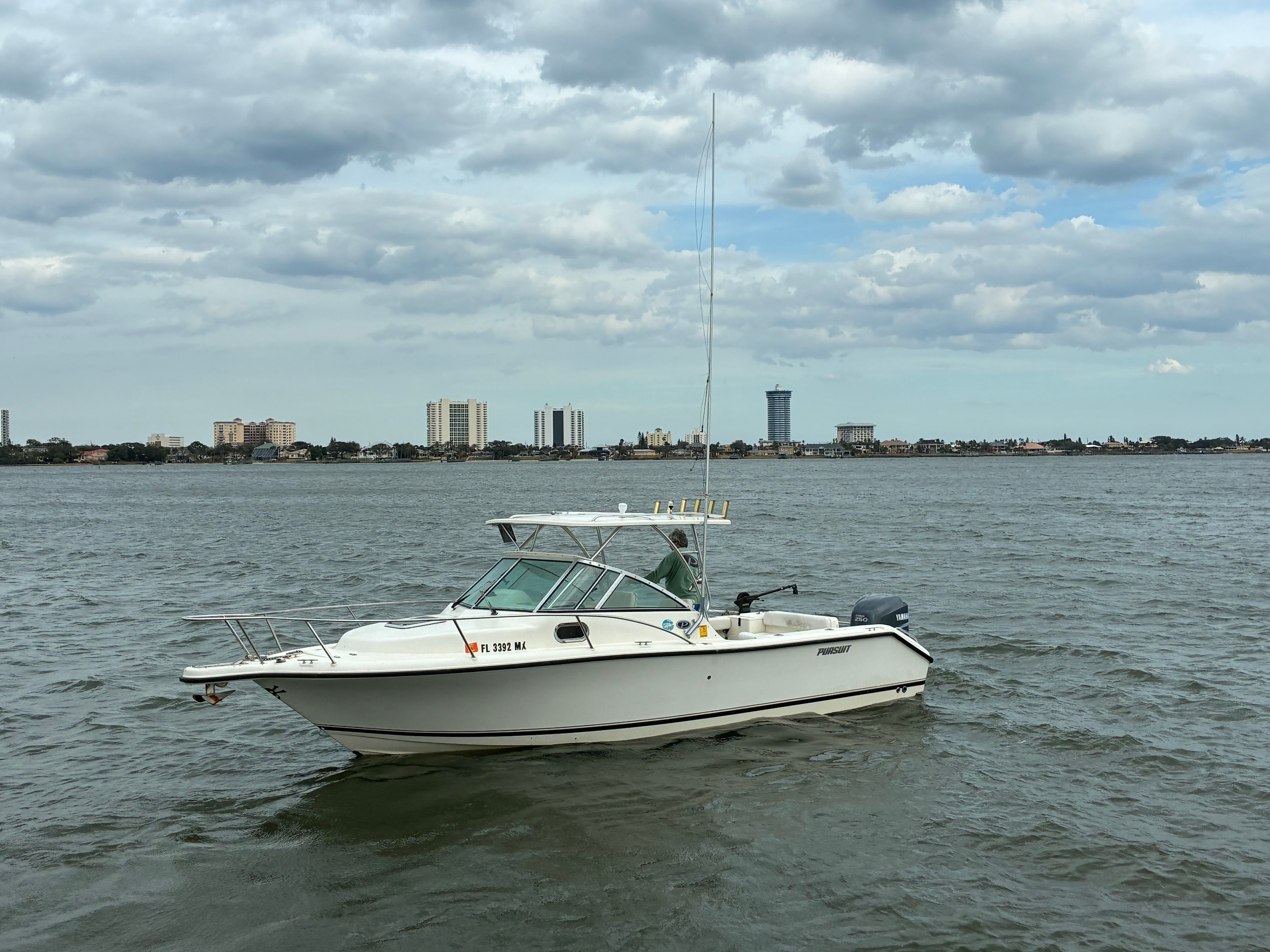 2005 Pursuit 2570 Offshore - 27