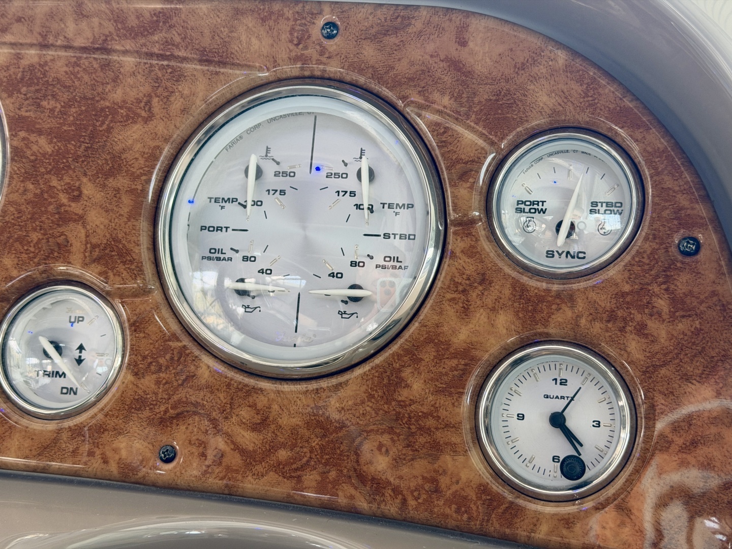 2007 Rinker 350 Express Cruiser - Image 27