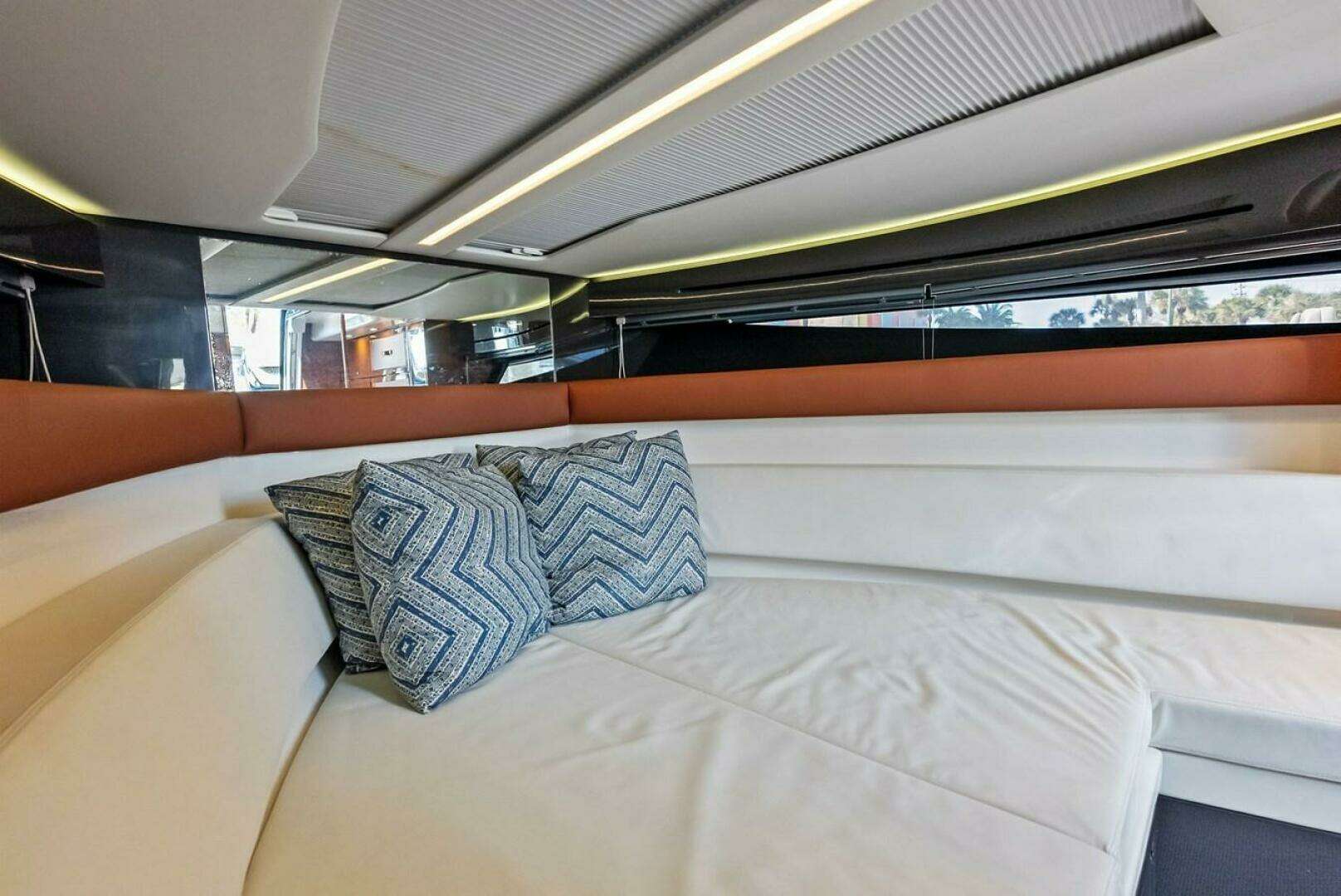 2017 Riva Rivamare - Image 24