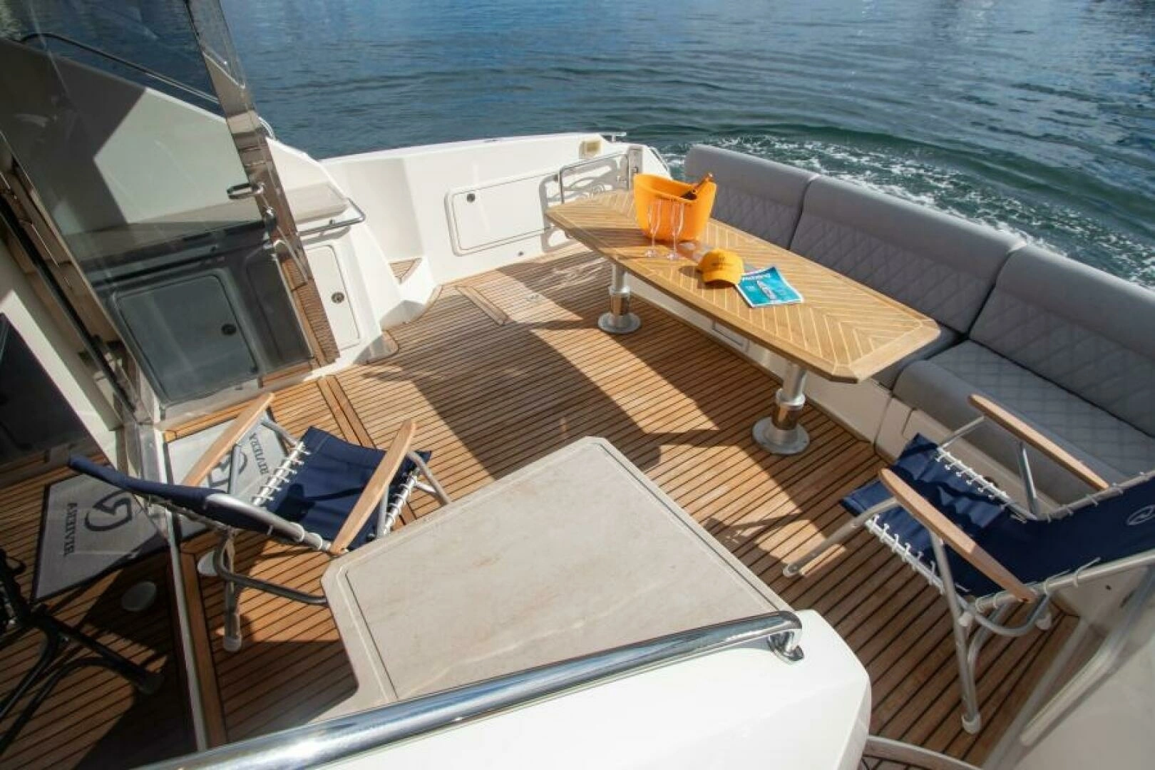 2012 Riviera 50 Sport Yacht - Image 17