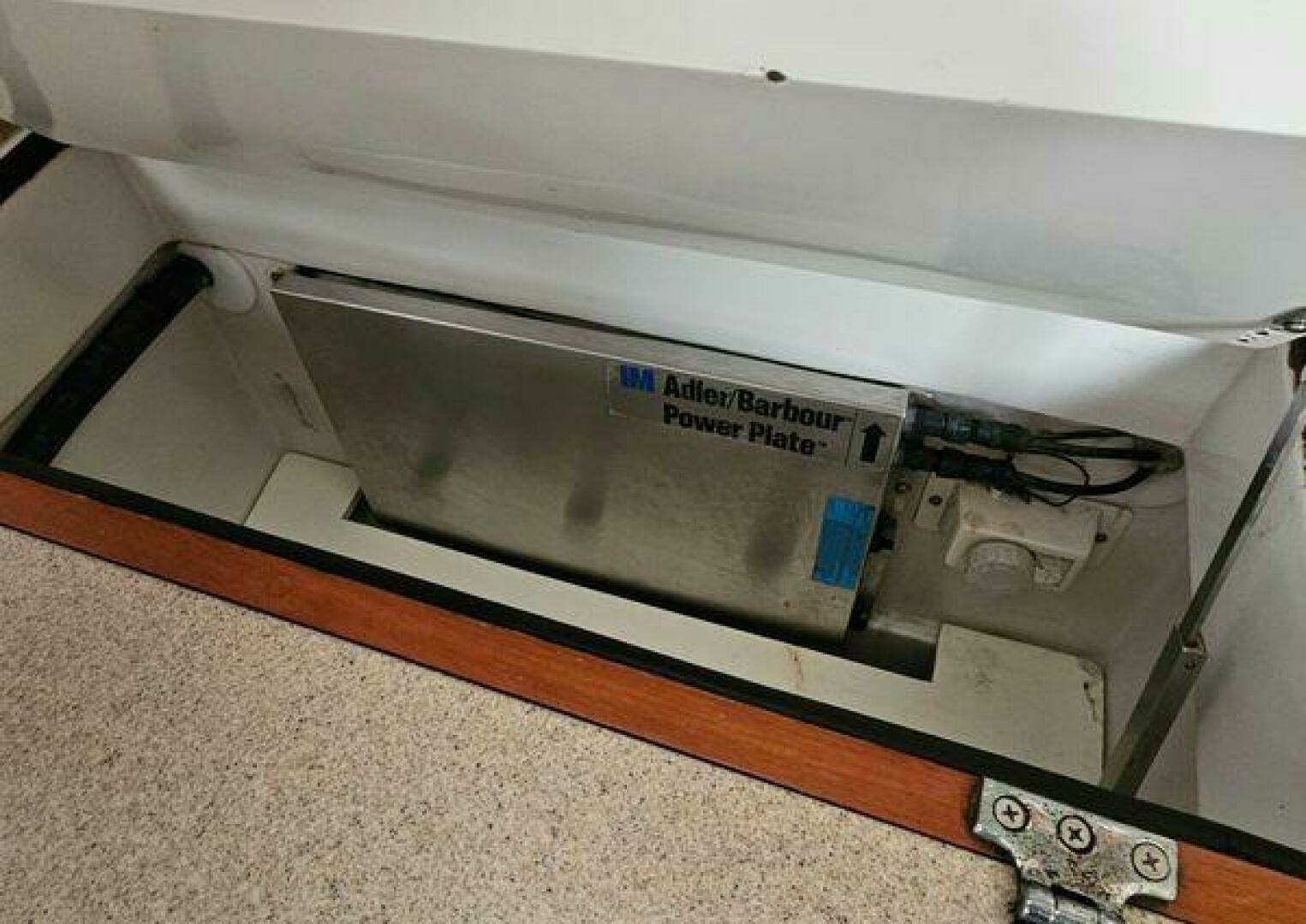 1995 Catalina 400 - Image 10