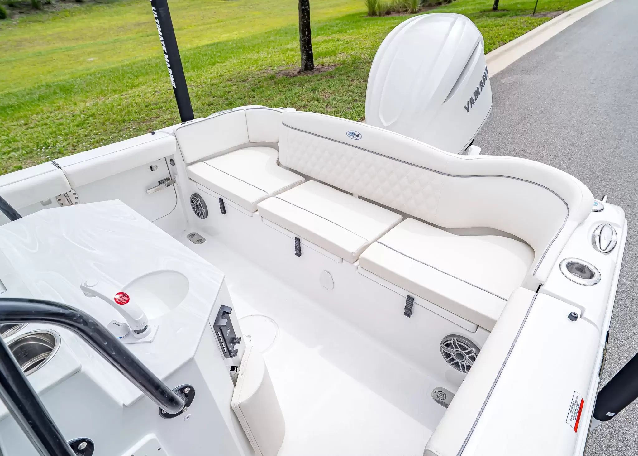2027 Sea Hunt Ultra 255 SE - 5