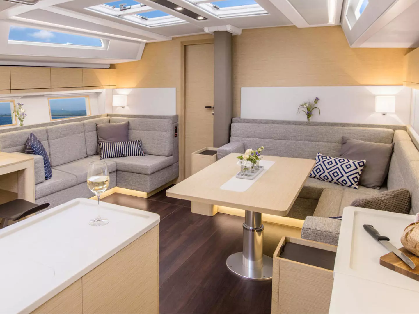 2025 Hanse 548 - Image 18