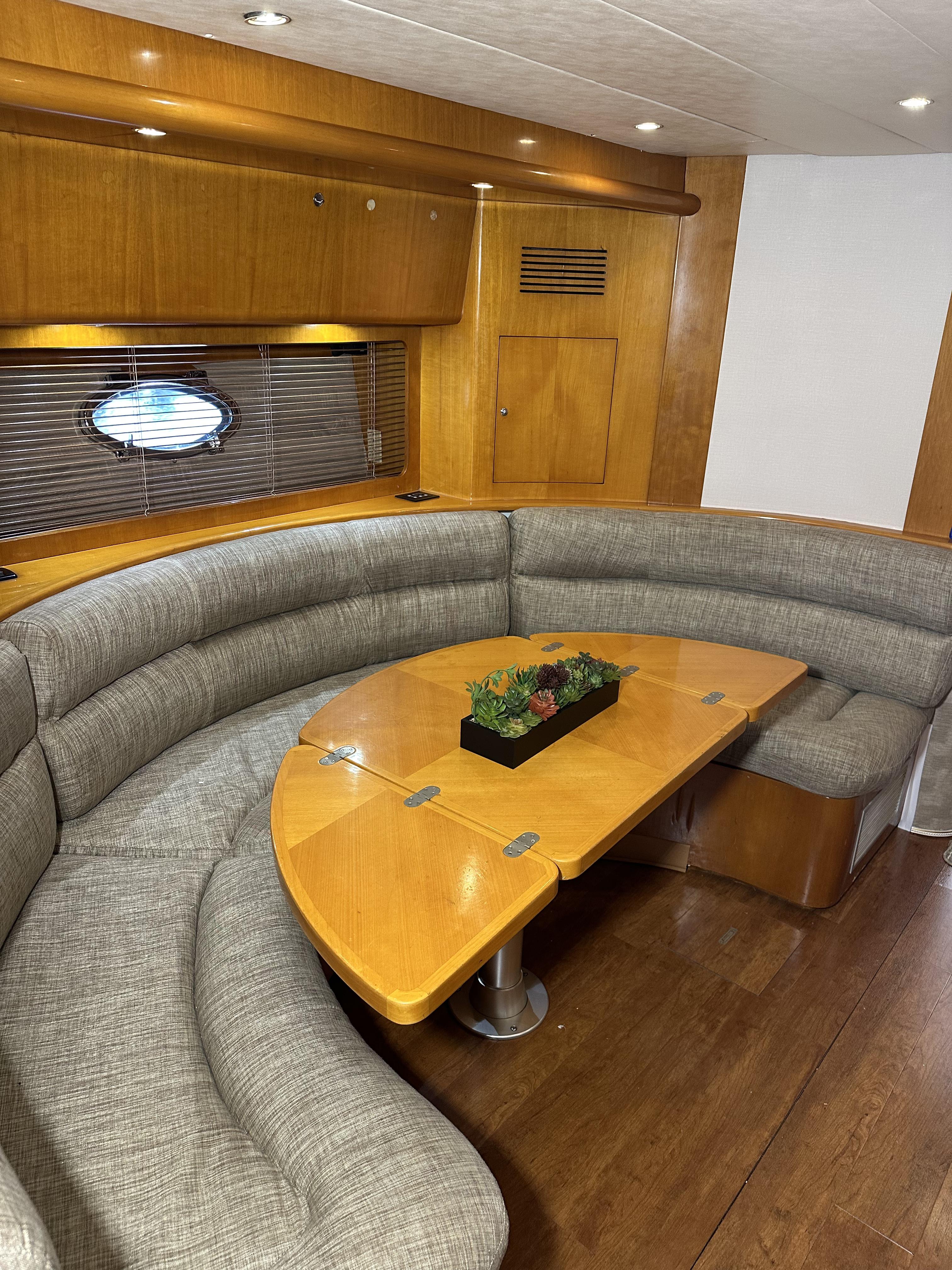 1999 Uniesse 57 Open - 80