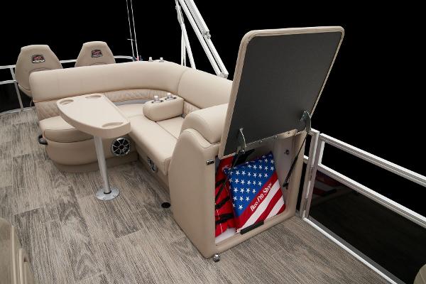 2024 Ranger Reata 220FC - 43