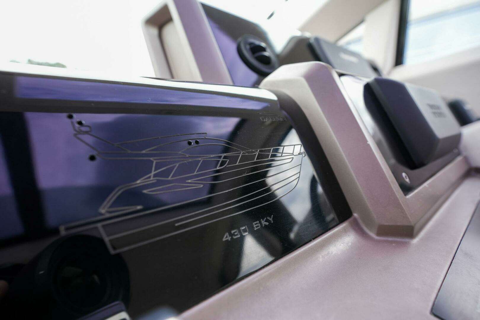 2017 Galeon 43 SKY - Image 24