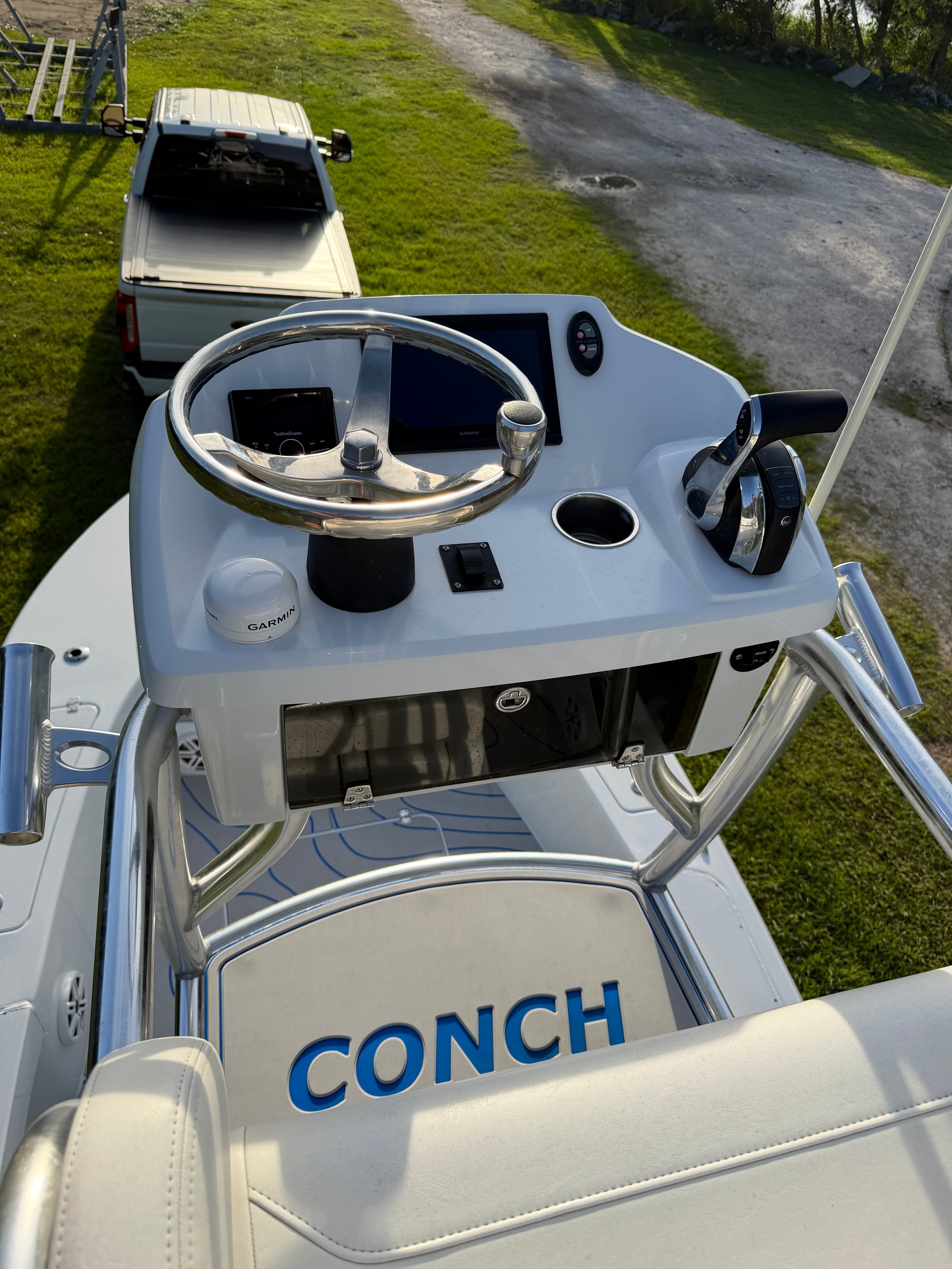 2022 Conch 25 - 14