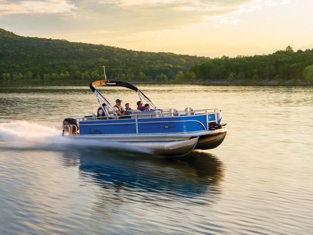 2026 Sun Tracker Fishin' Barge 20 DLX