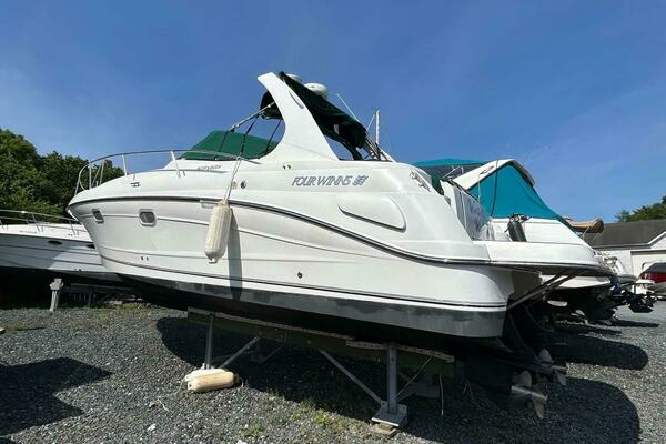 2001 Four Winns 328 Vista