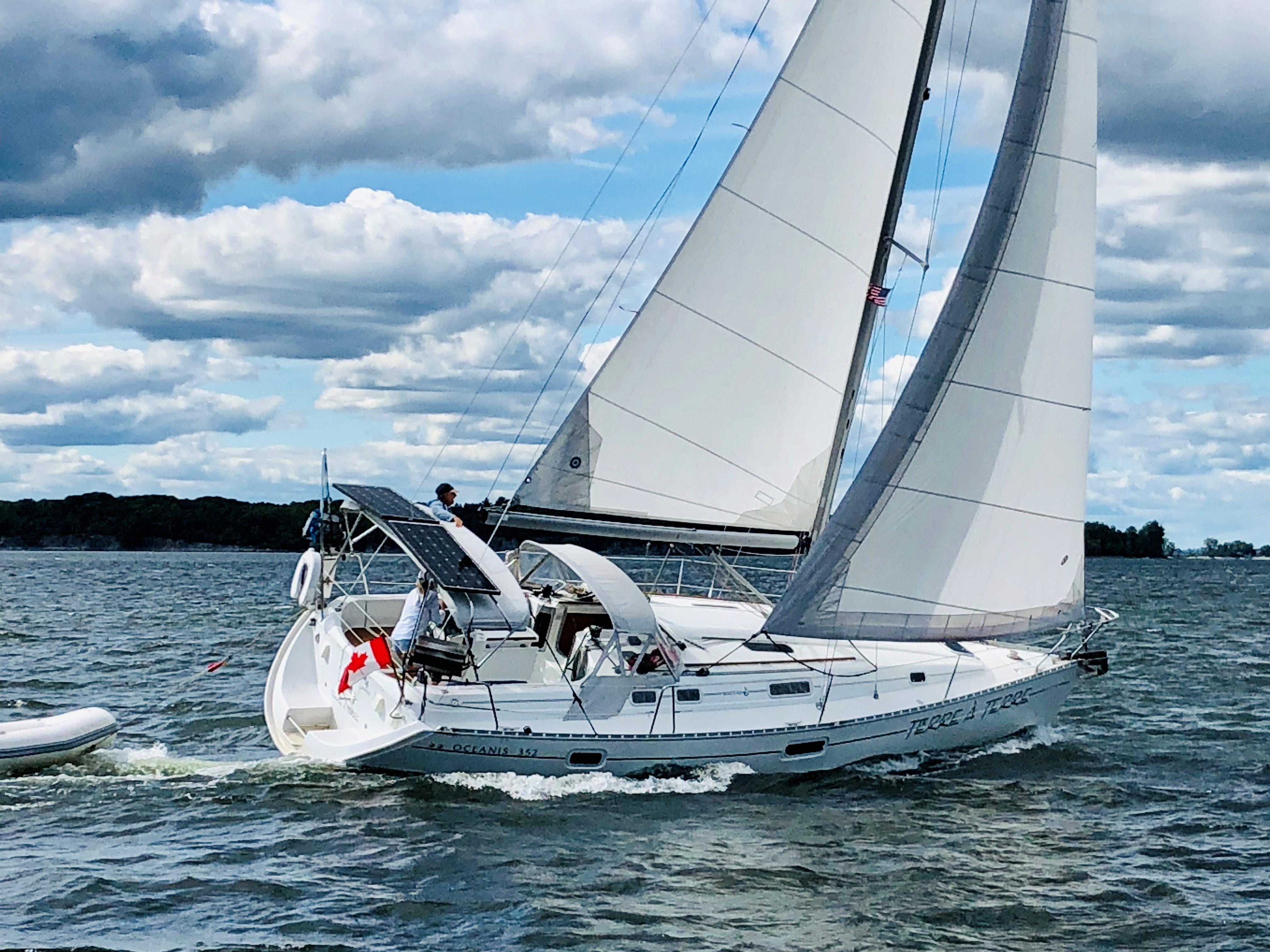 1999 Beneteau Oceanis 352