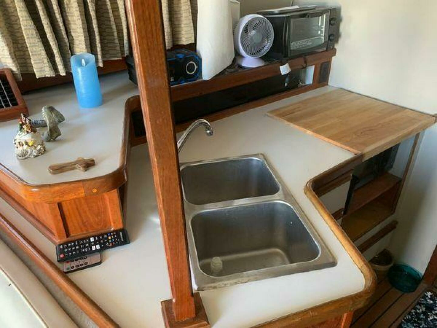 1990 Carver Mariner 3297 - Image 23