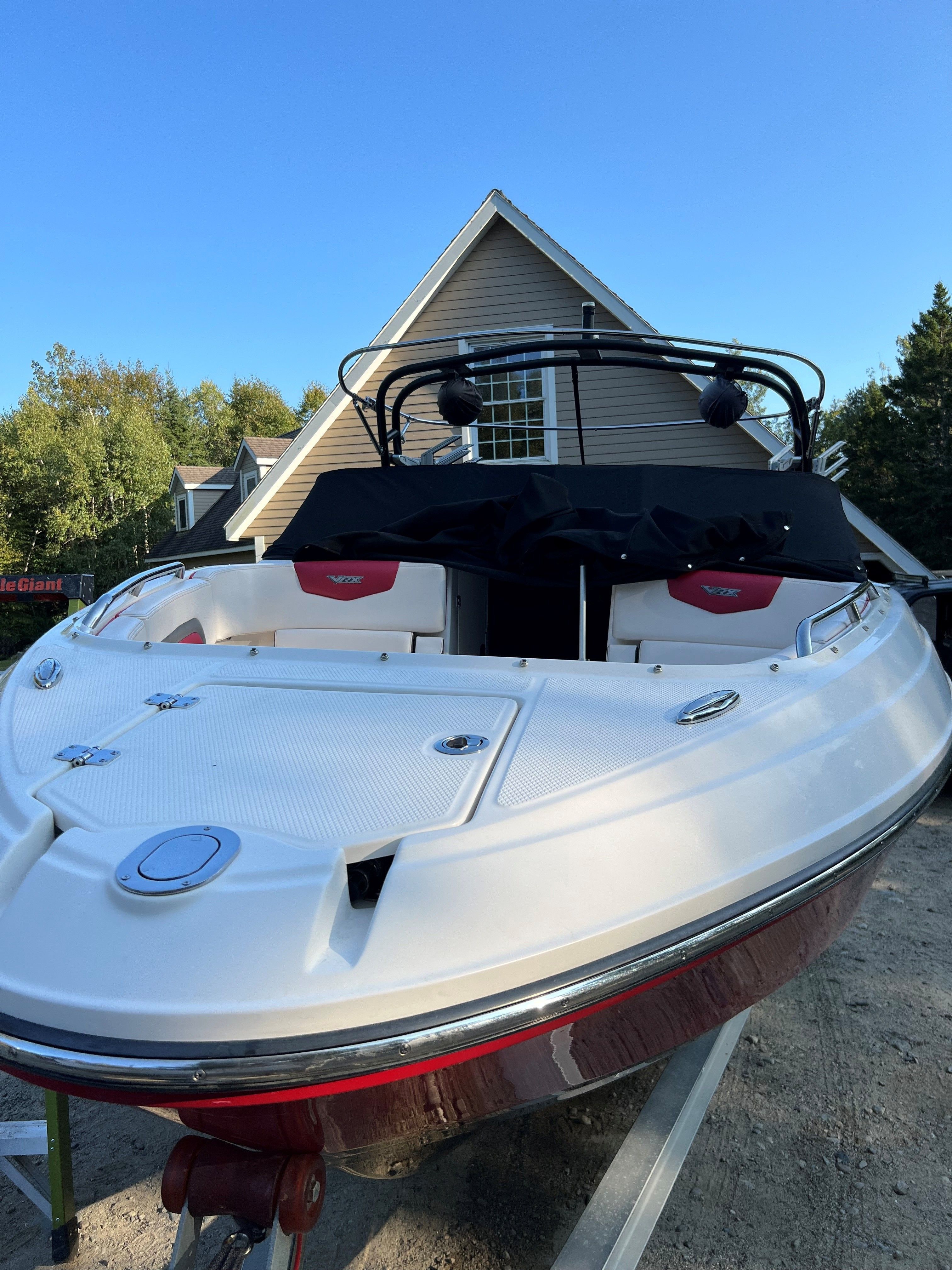 2018 Chaparral 2430VRX - 9