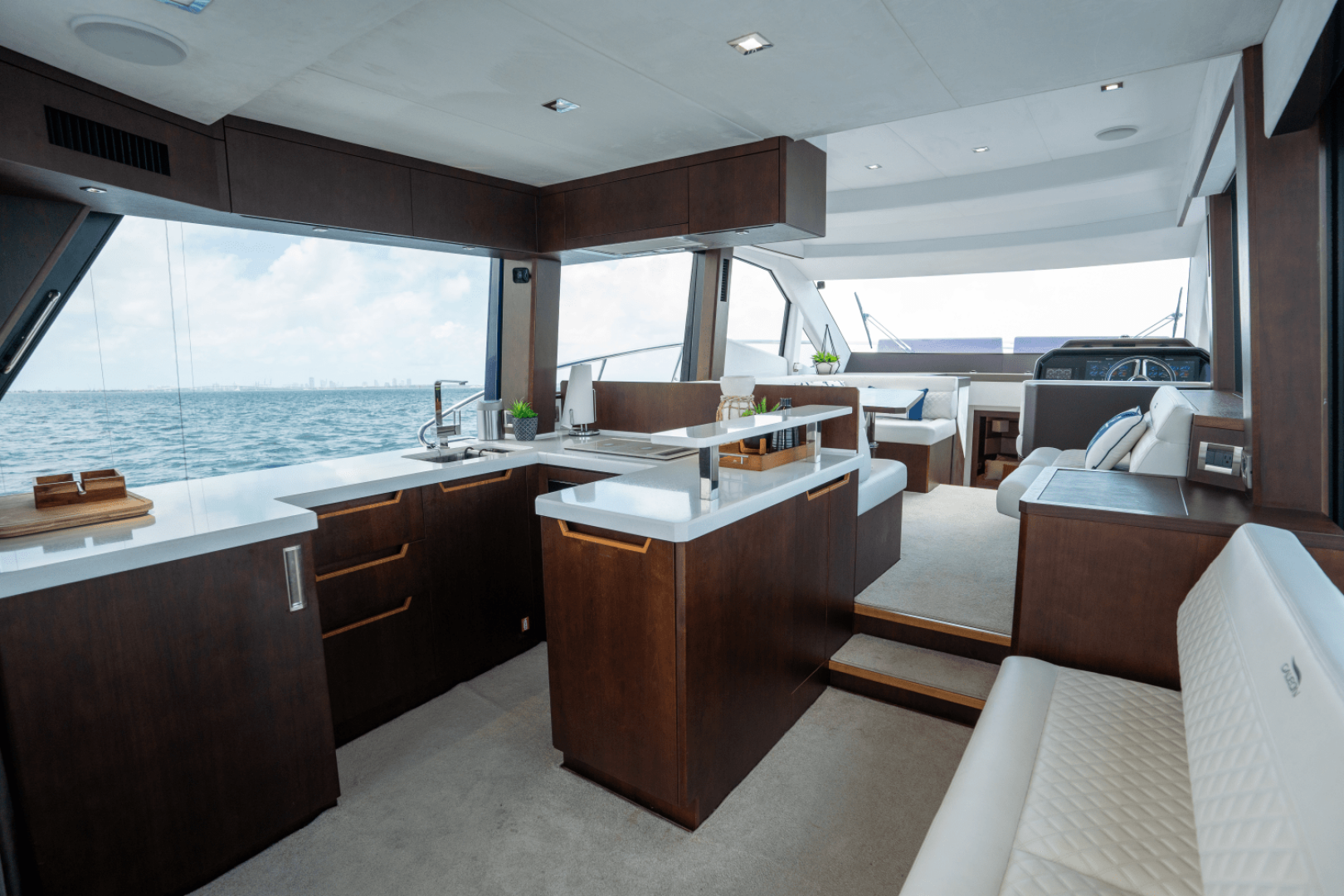2020 Galeon 500 Fly - Image 24