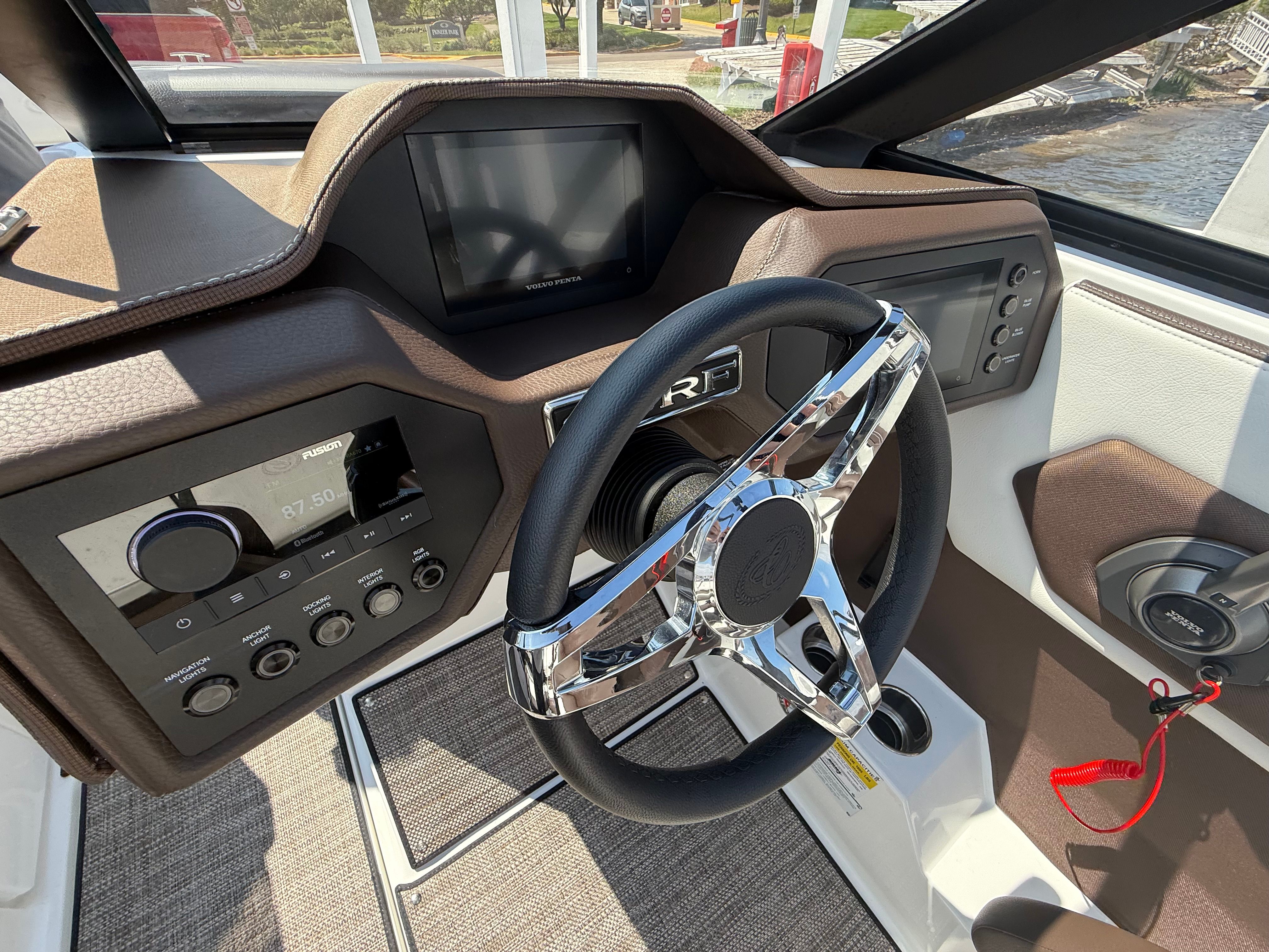 2025 Cobalt CS23 Surf - 24