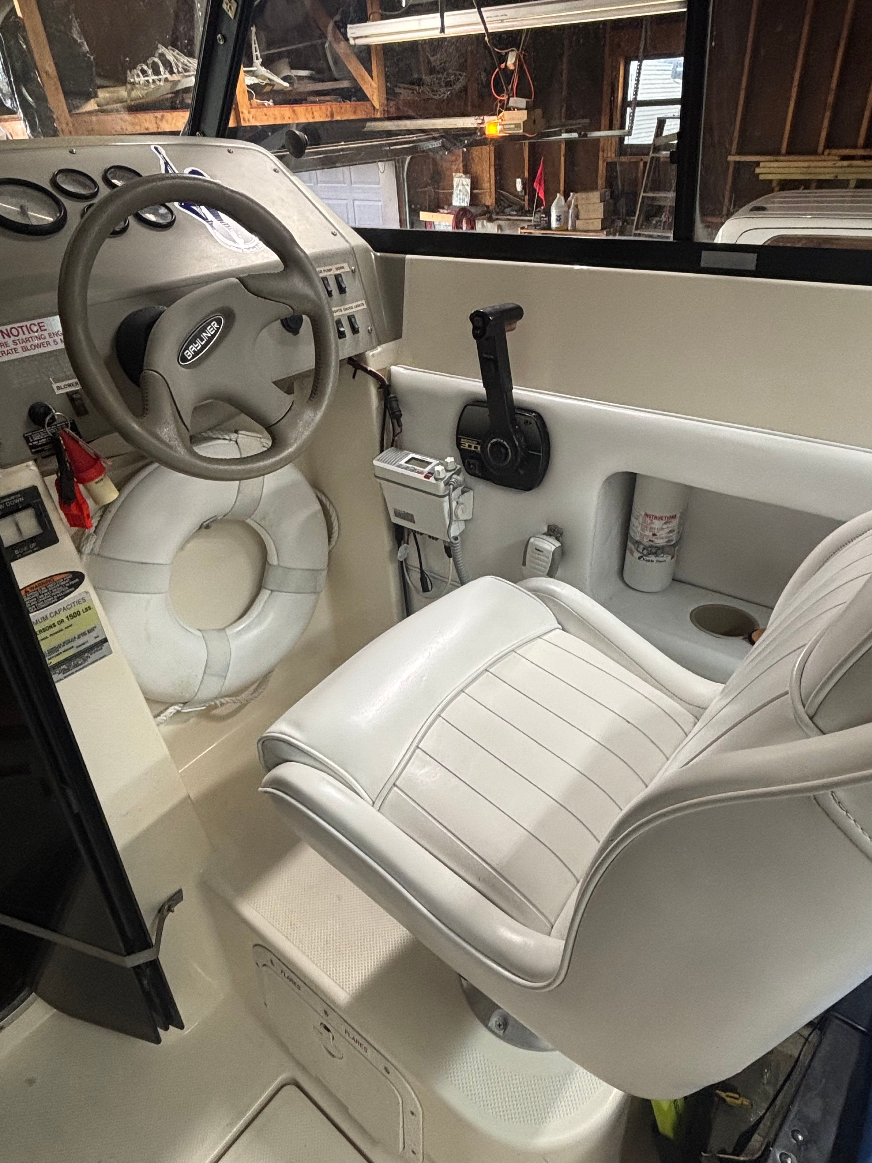 1996 Bayliner Cierra Express 2252 - 10