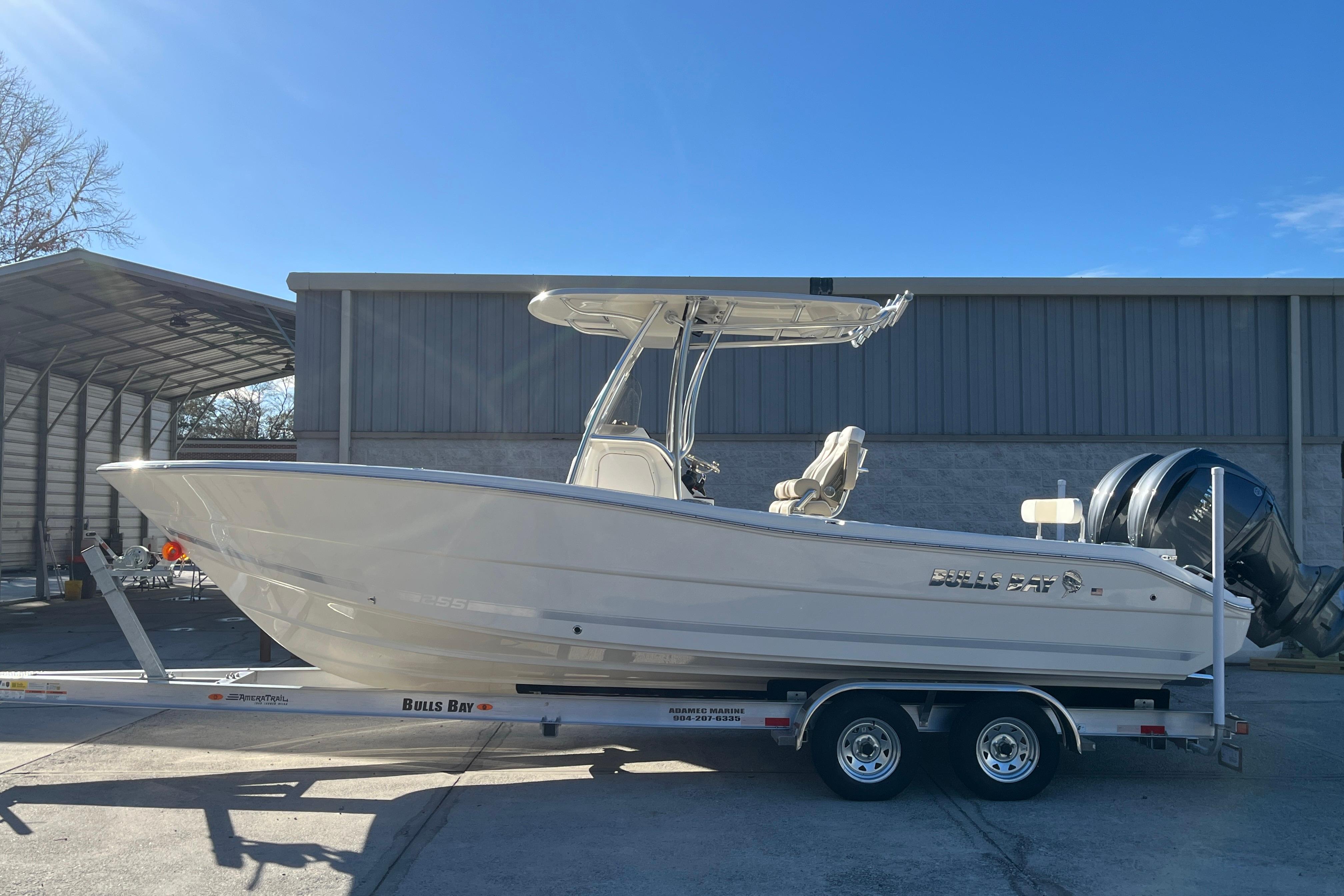 2026 Bulls Bay 255 Center Console