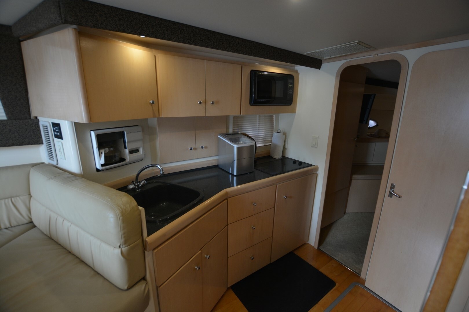 2000 Carver 350 Mariner - Image 14