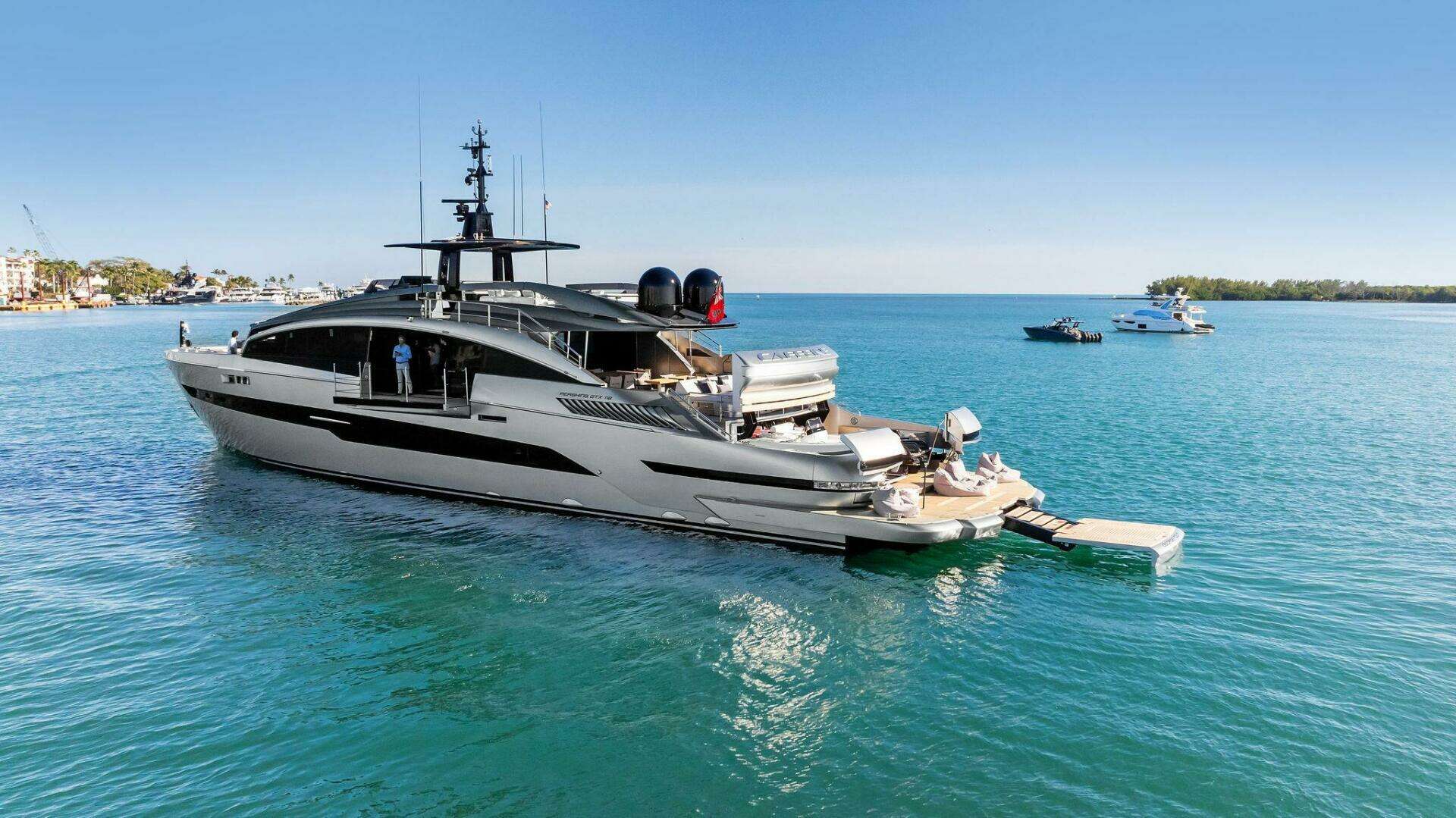 2023 Pershing GTX Motoryacht - Image 17