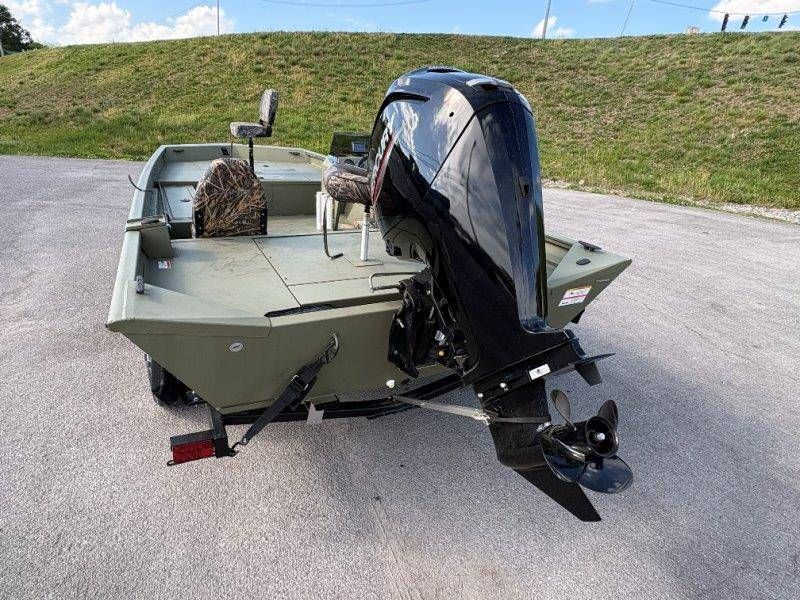 2022 Lund 1870 Predator SS - 13