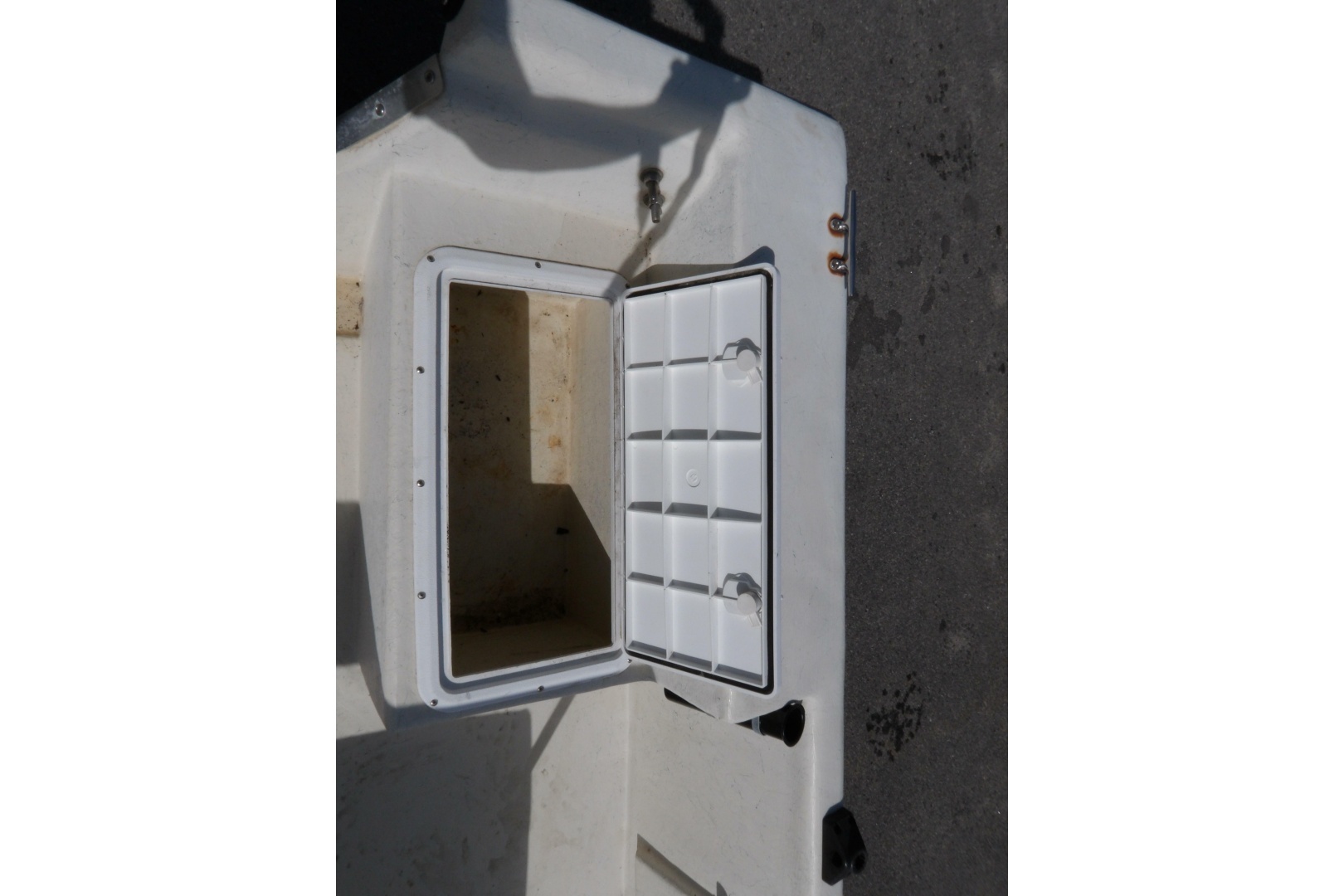 2005 May-Craft 1800 Skiff - Image 15